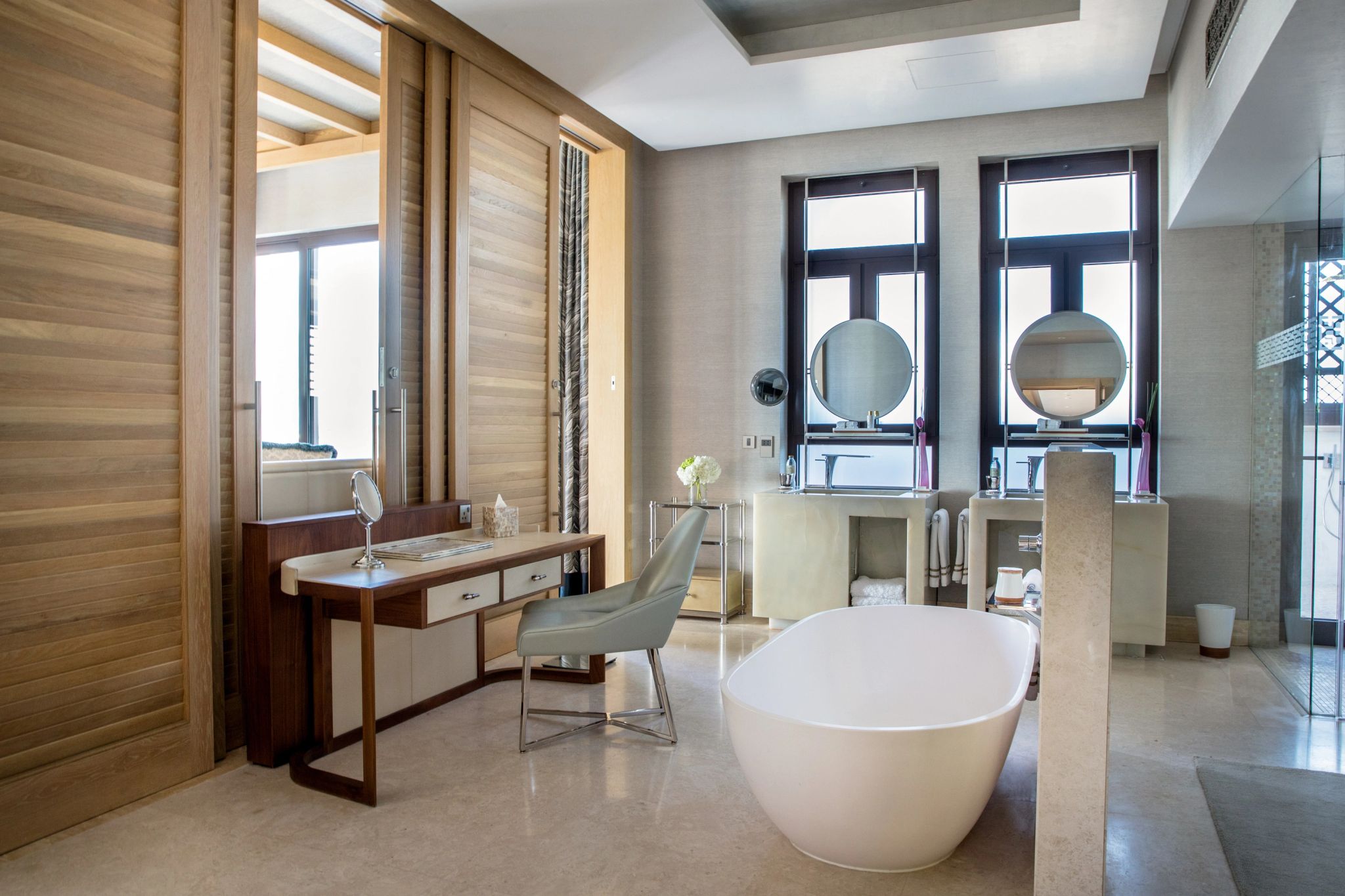 Two Bedroom Presidential Suite banheira de imersao - banho premium - banho de banheira