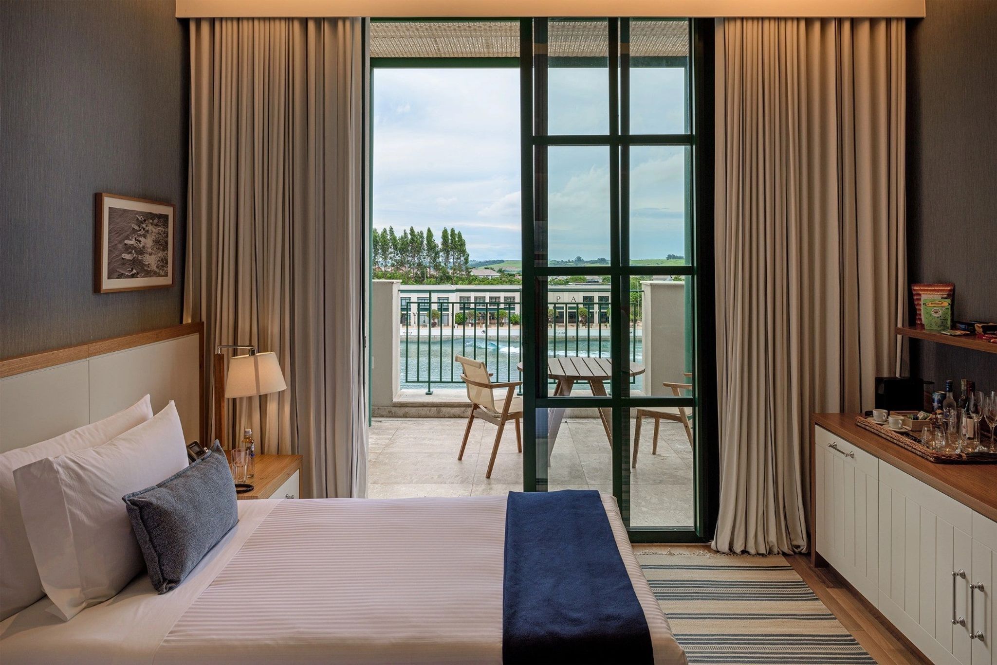 Suíte Deluxe King Vista Surf suite vista piscina - suite com vista - suite king