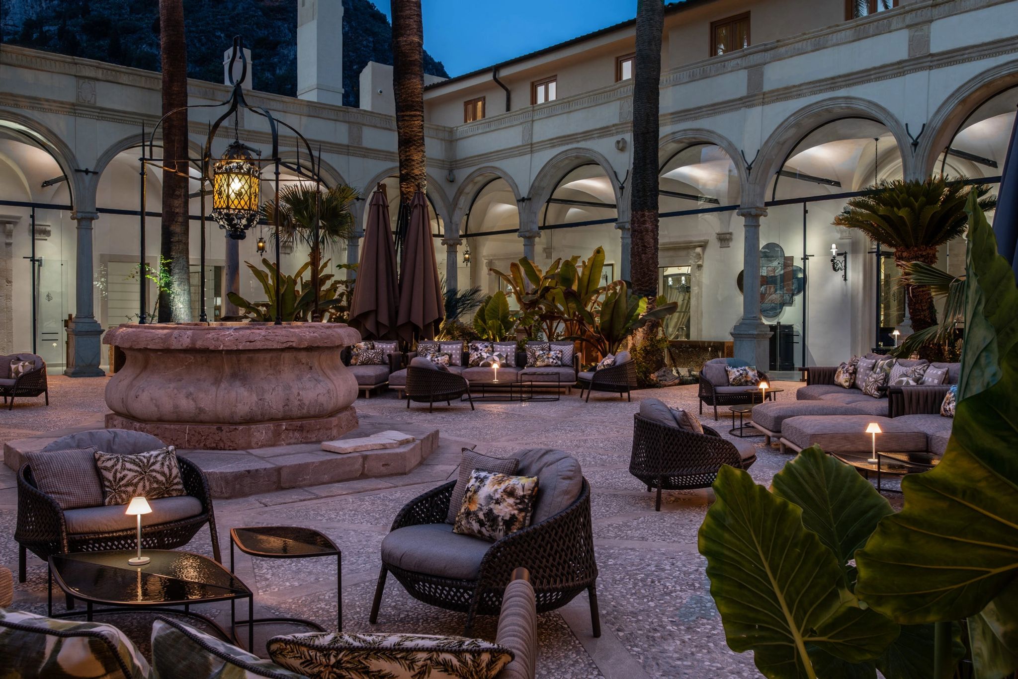 Lounge ao ar livre terraço hotel – lounge ao ar livre – hotel de luxo