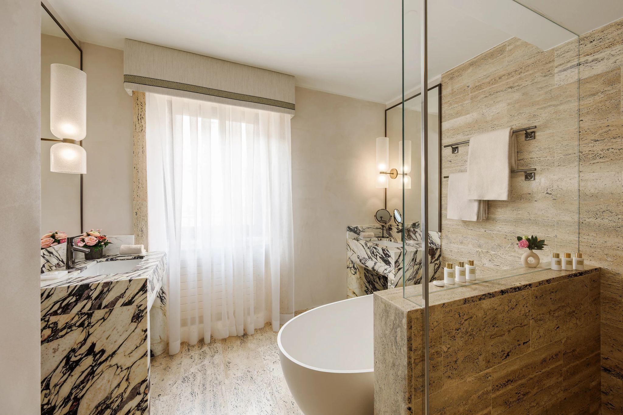 hotel com banheiro - banheira de imersao