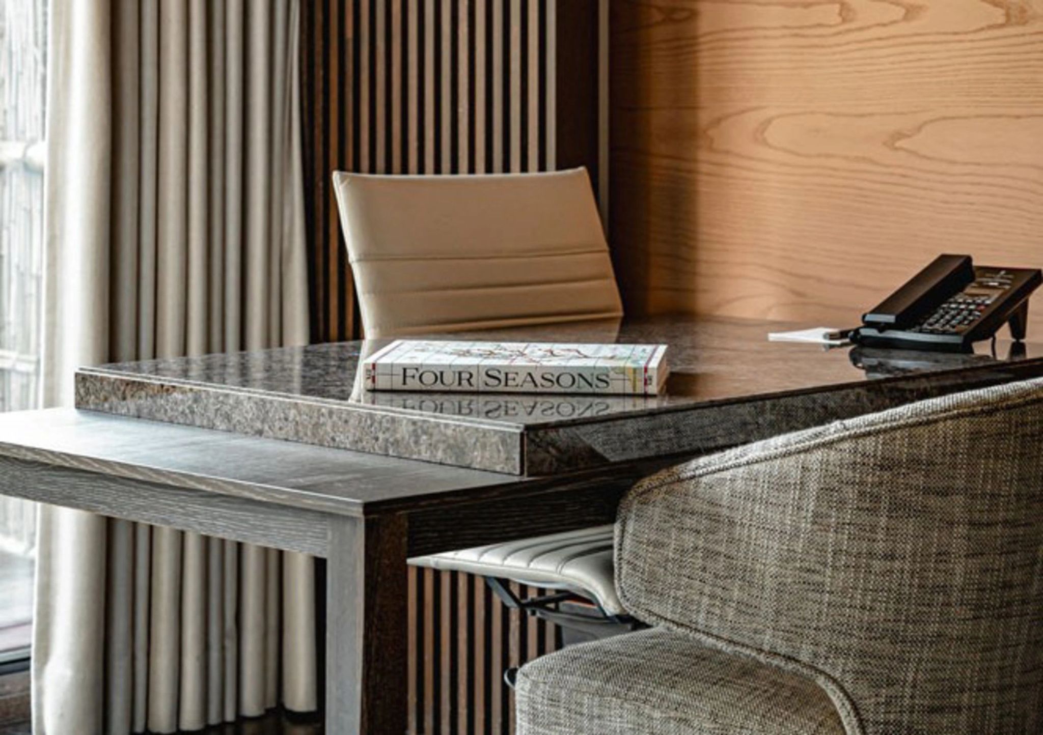 Deluxe King mesa de trabalho - quarto de hotel