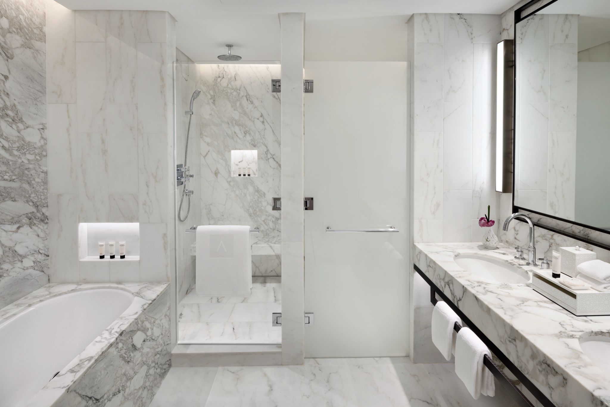 banheiro premium - suite luxuosa - banheiro moderno