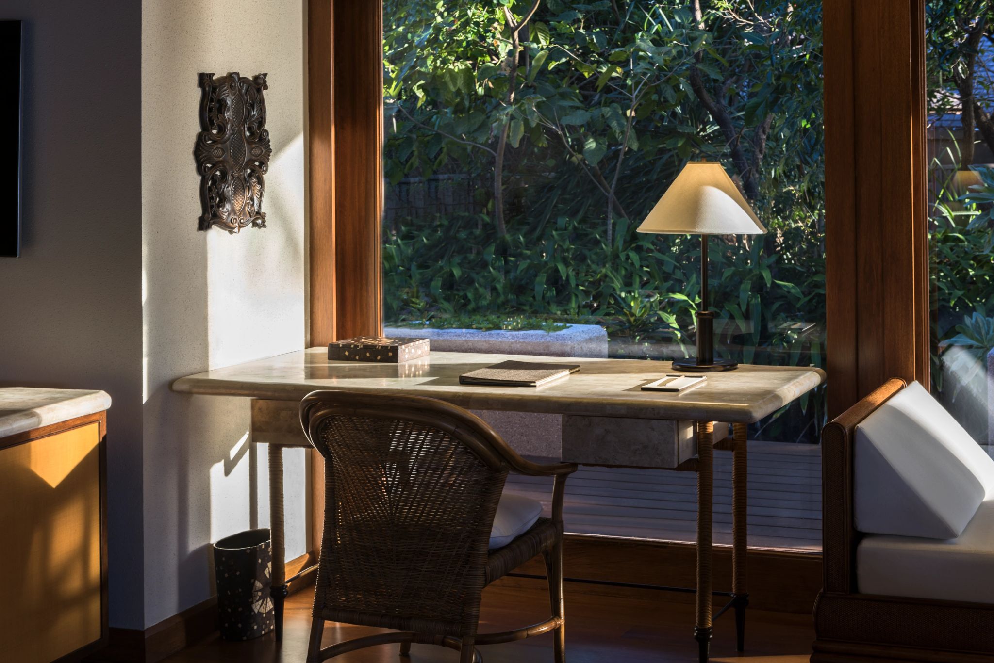 Treetop Casita mesa de trabalho - escritorio - design rustico - casa na arvore