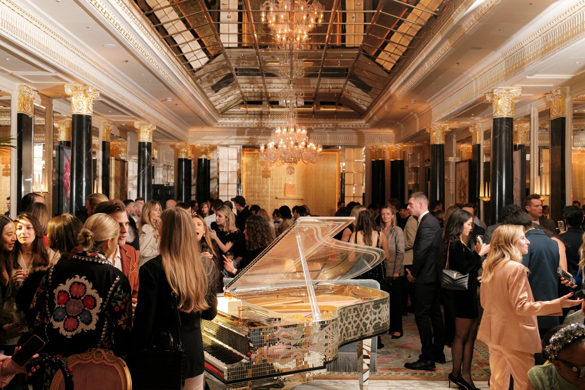 Artists' Bar bar com musica ao vivo - eventos no hotel - piano cauda longa