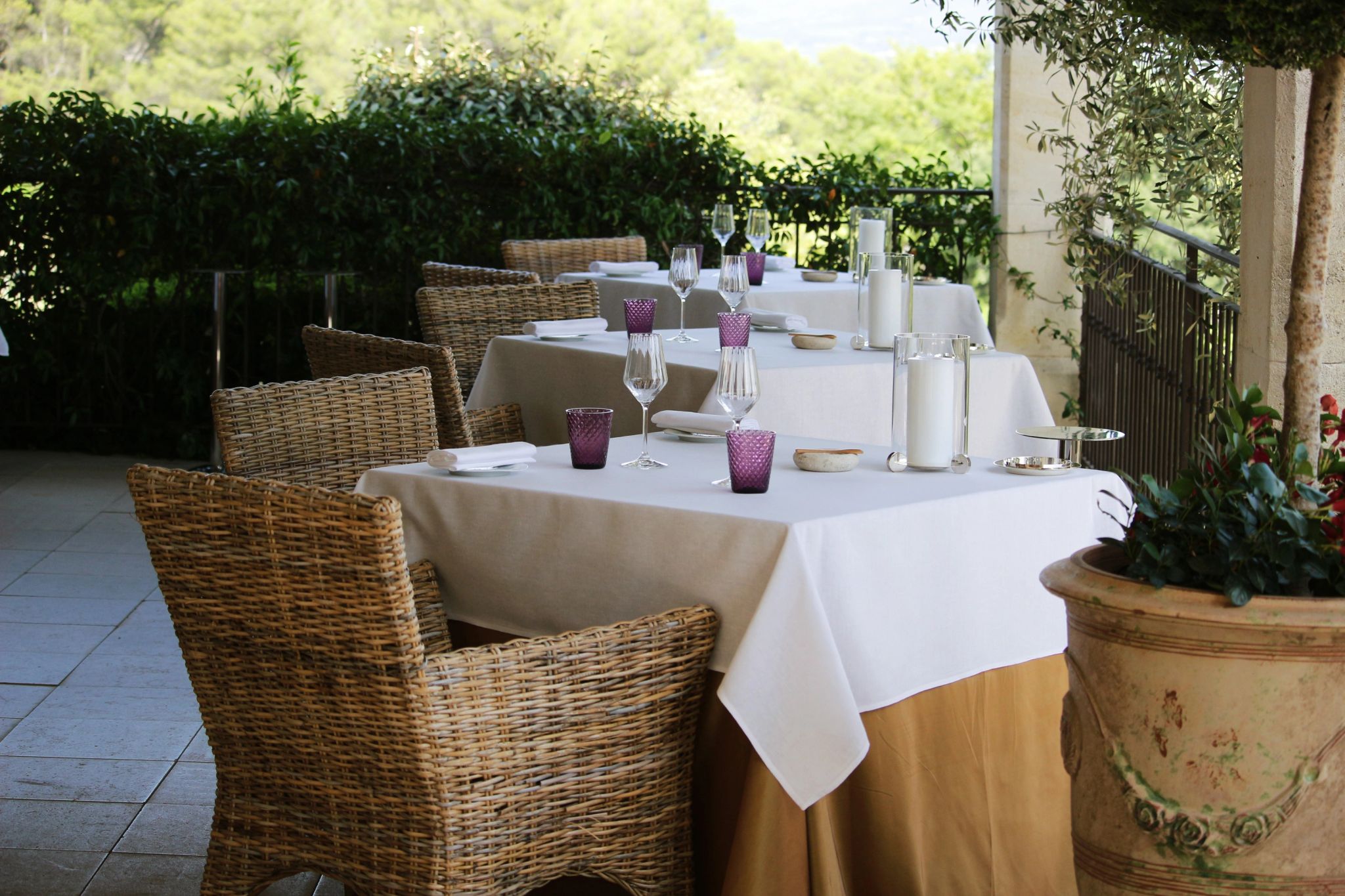 Restaurante Avelan restaurante com terraço - terraço gourmet - almoço ao ar livre - restaurante gourmet