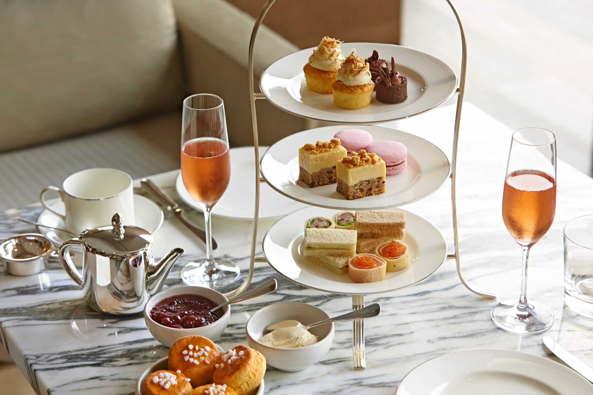 Chá da tarde cha da tarde – patisserie – confeitaria – doces gourmet