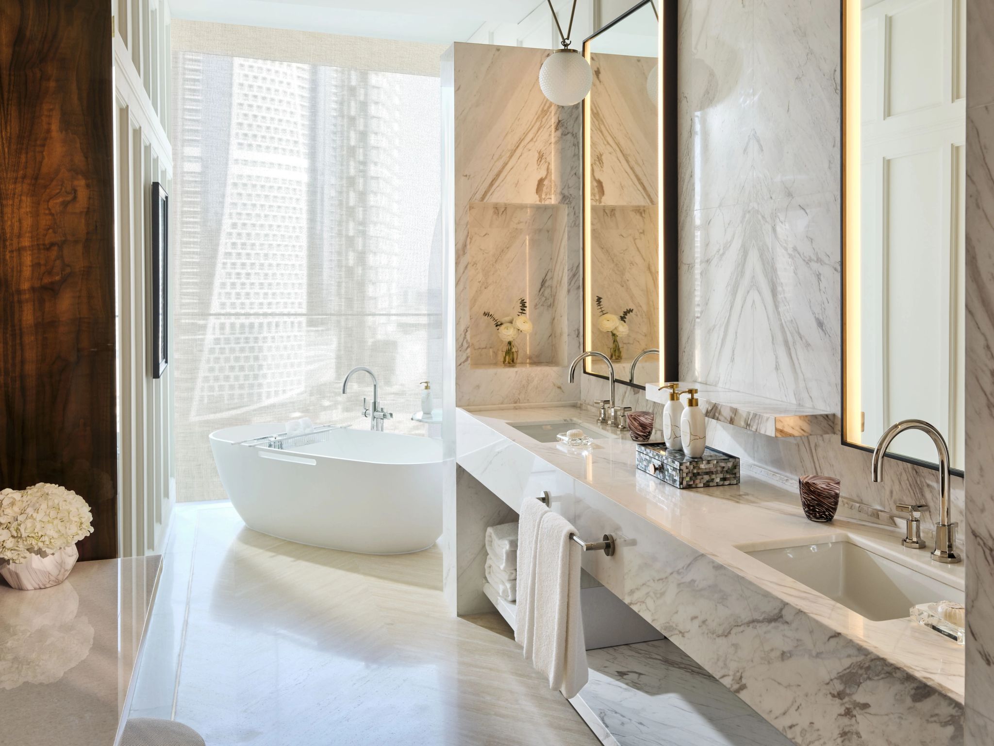 banheira de luxo – banheiro com banheira