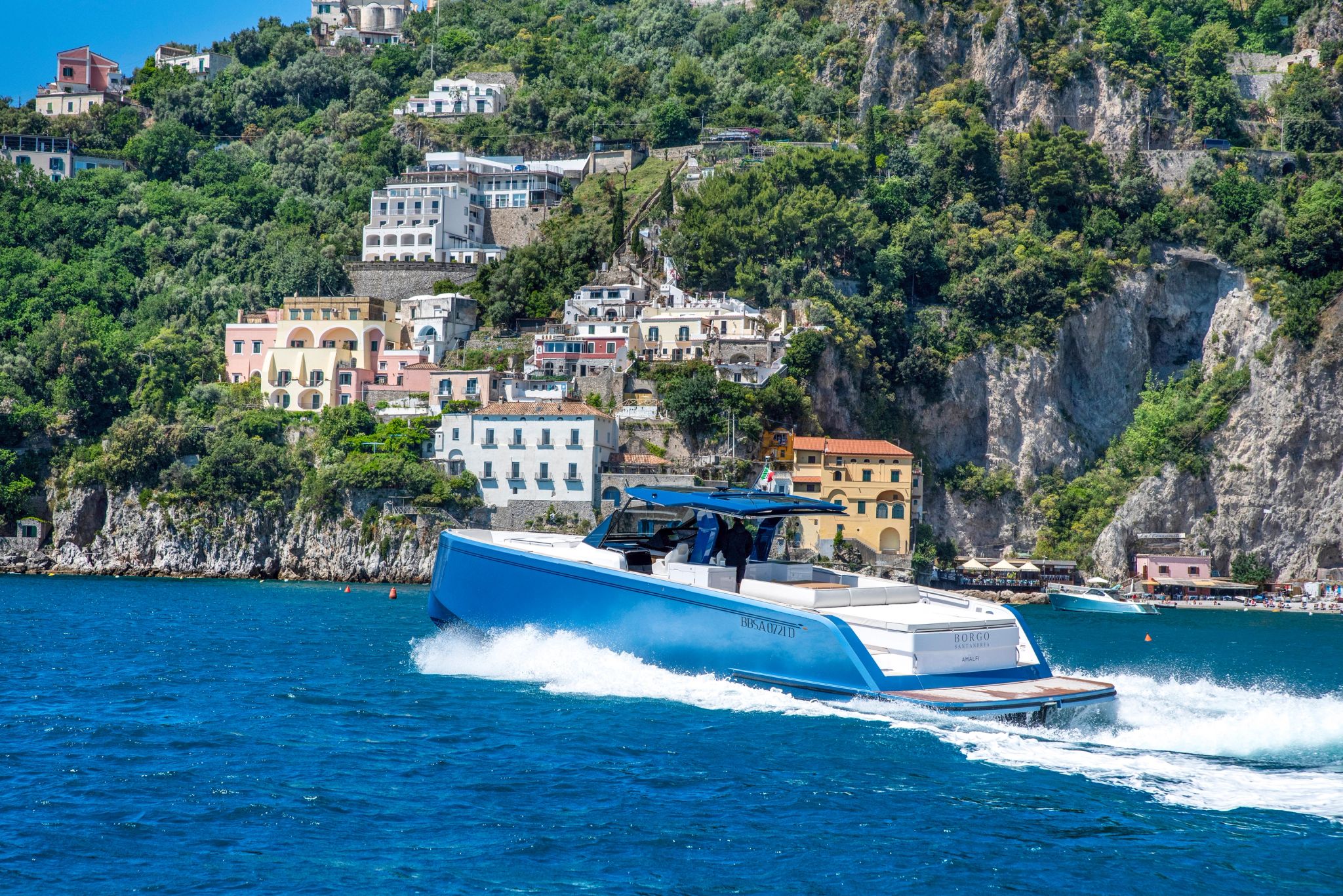 Barco do hotel passeio de barco - atividades aquaticas - atividades de lazer