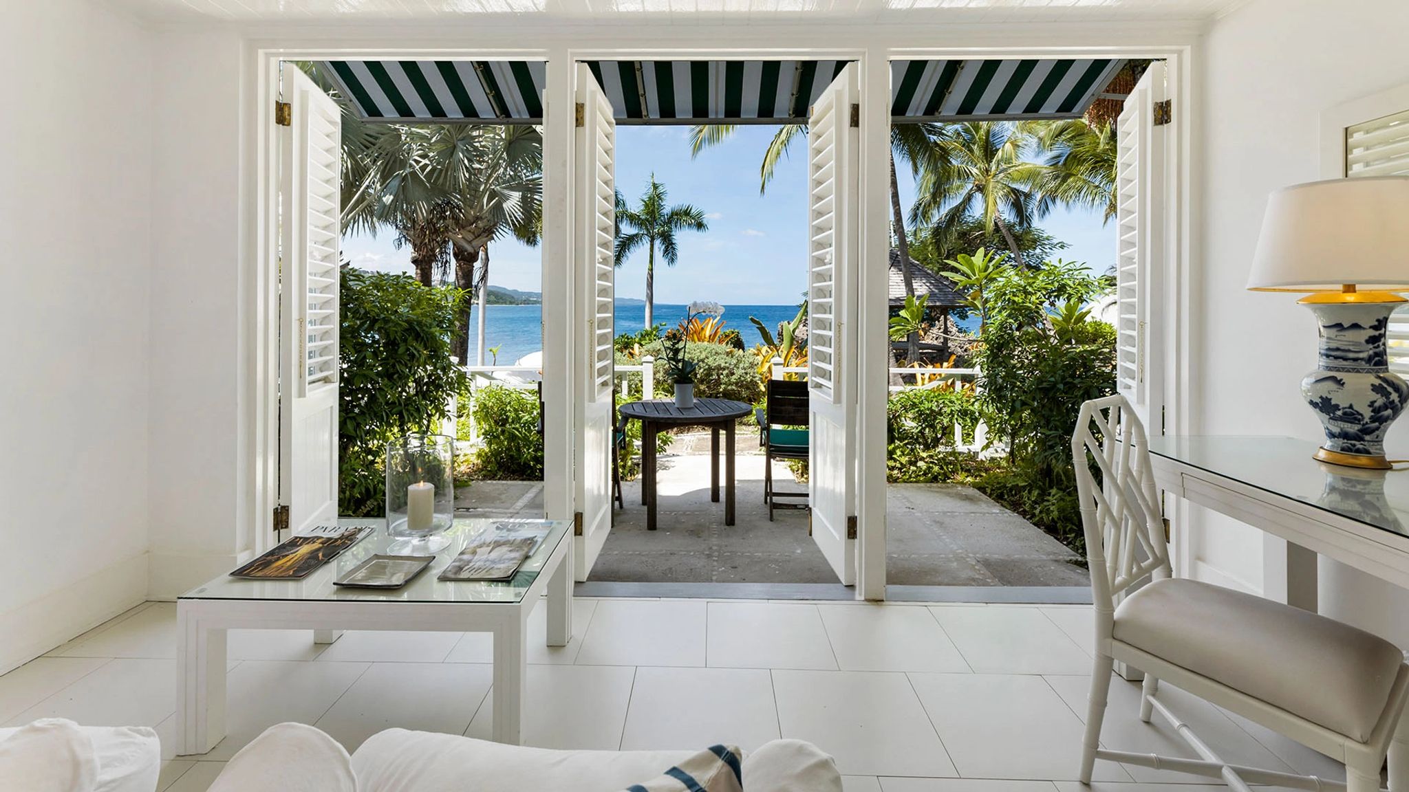 Premium Oceanfront Balcony Double  quarto vista mar - quarto duplo - quarto com varanda