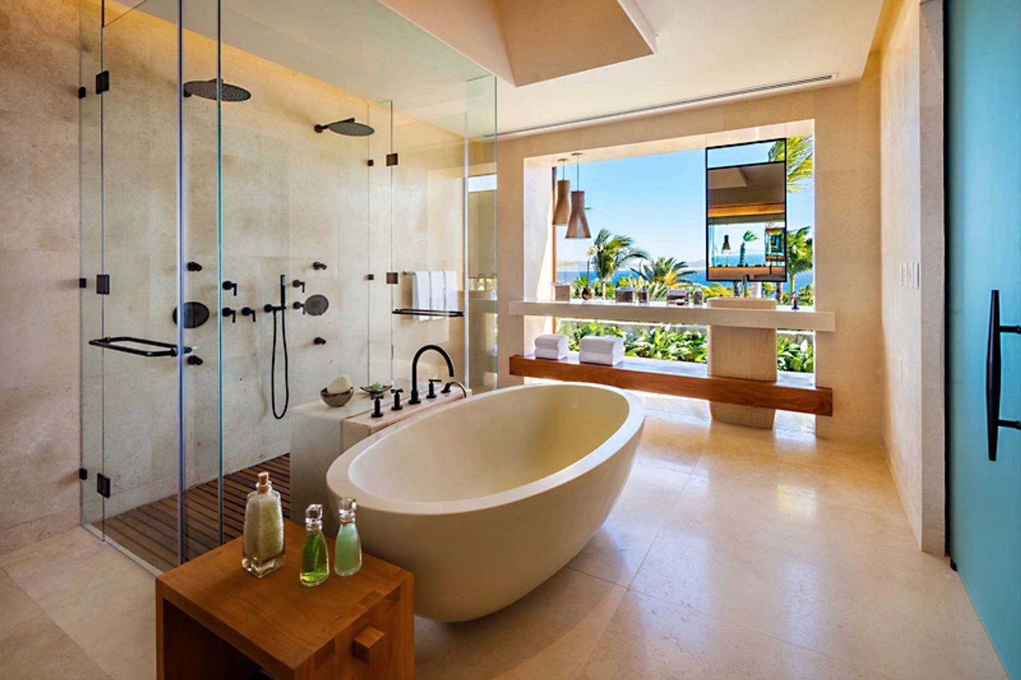 banheira de imersao – banheiro de luxo – banheiro com banheira