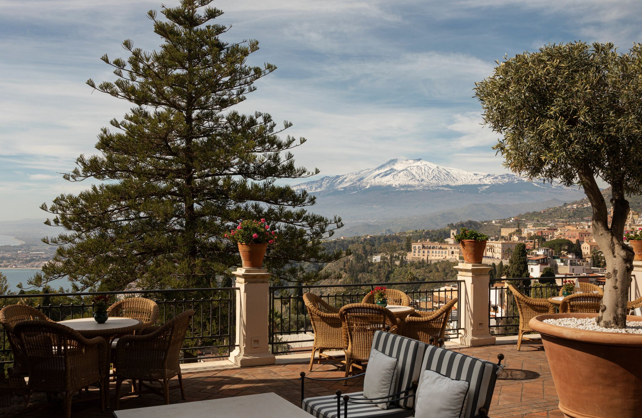 terraço com vista – vista taormina – hotel timeo