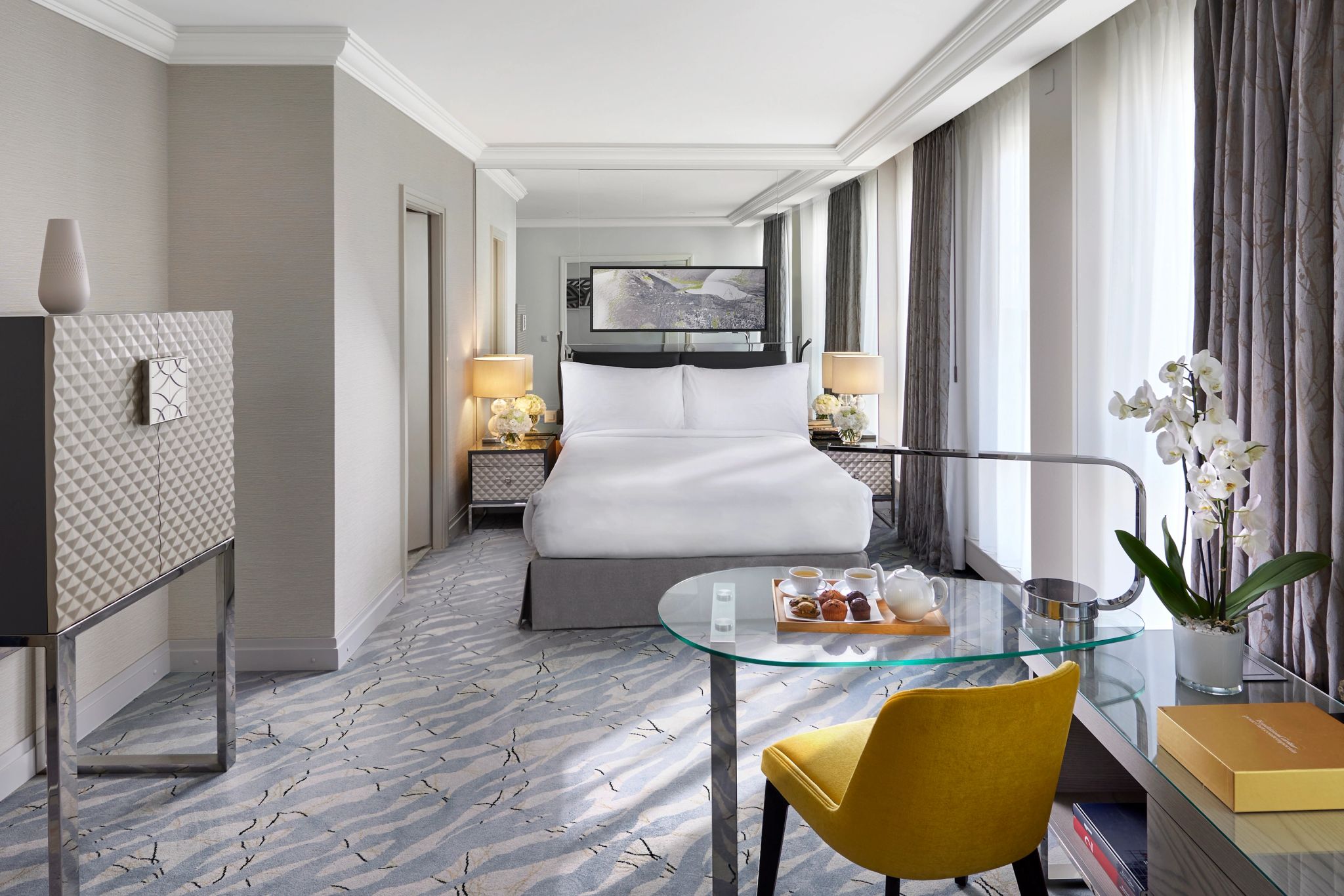 Family Suite  suite grande - decoracao moderna - cama king-size