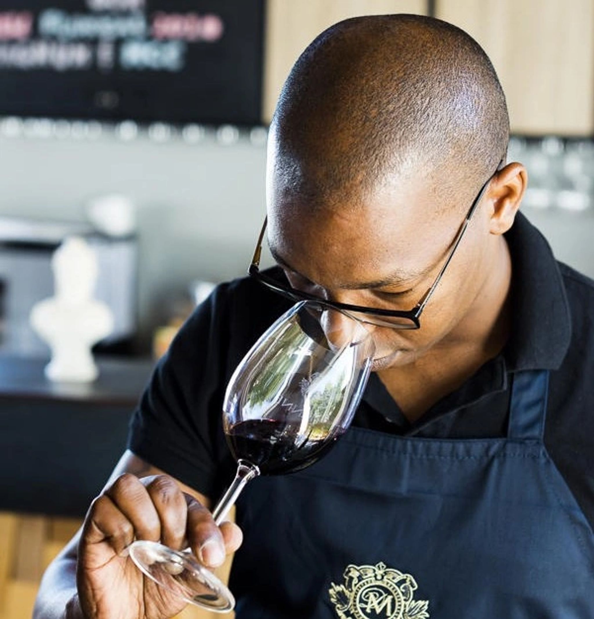 desgustaçao de vinhos - adega de vinhos - vinhos premium -  degustaçao com sommelier