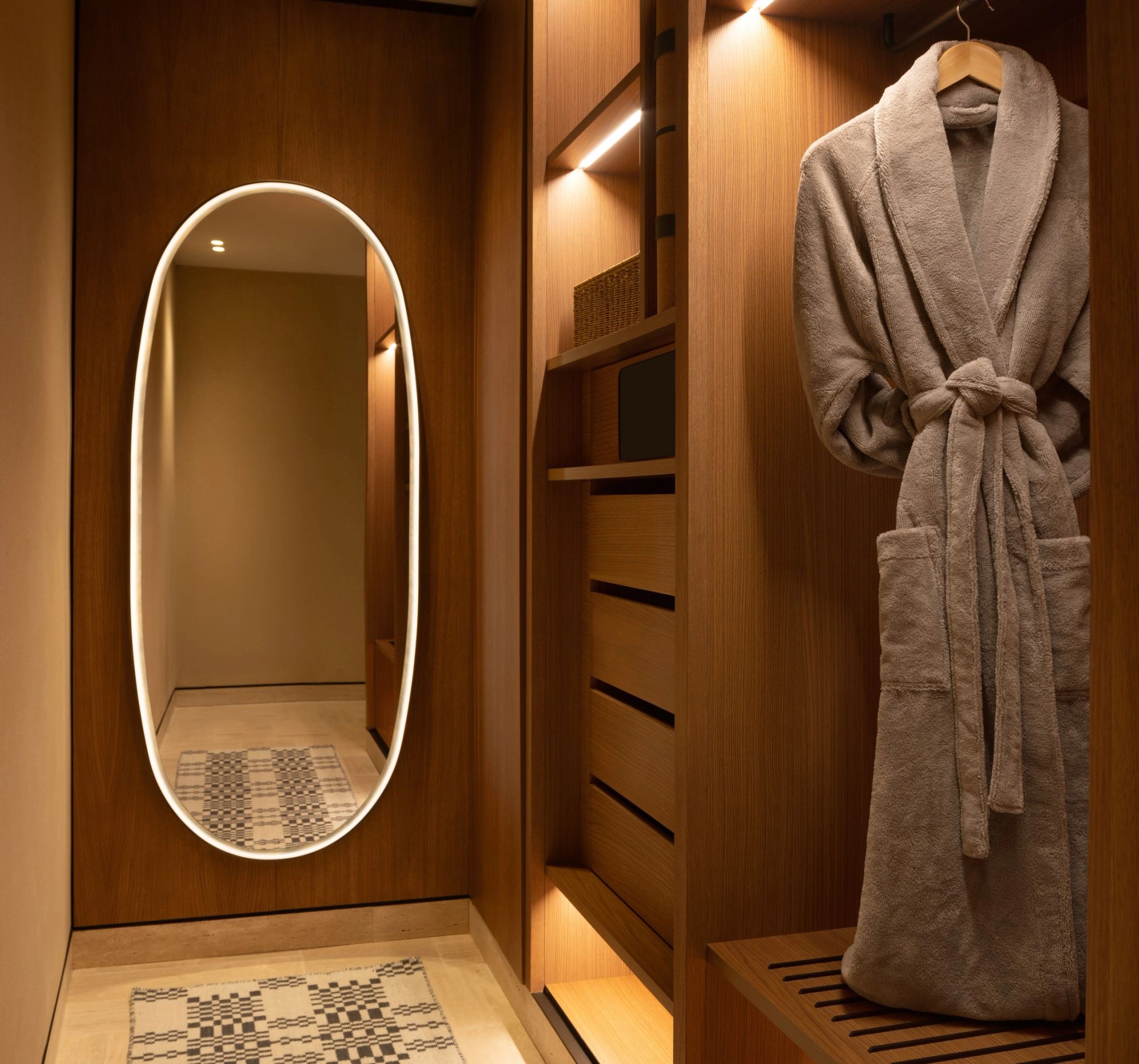 suite do hotel - closet - amenidades de luxo