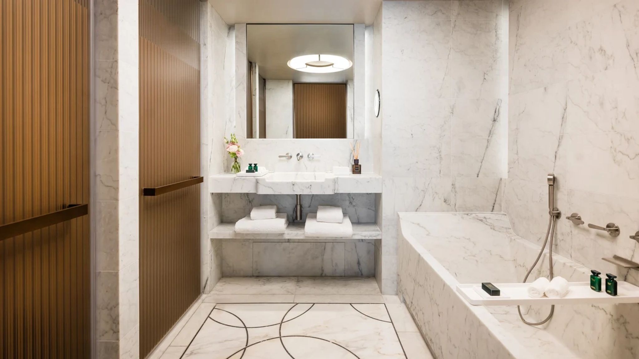 Junior Suite banheira de imersao - suite com banheira - banho premium