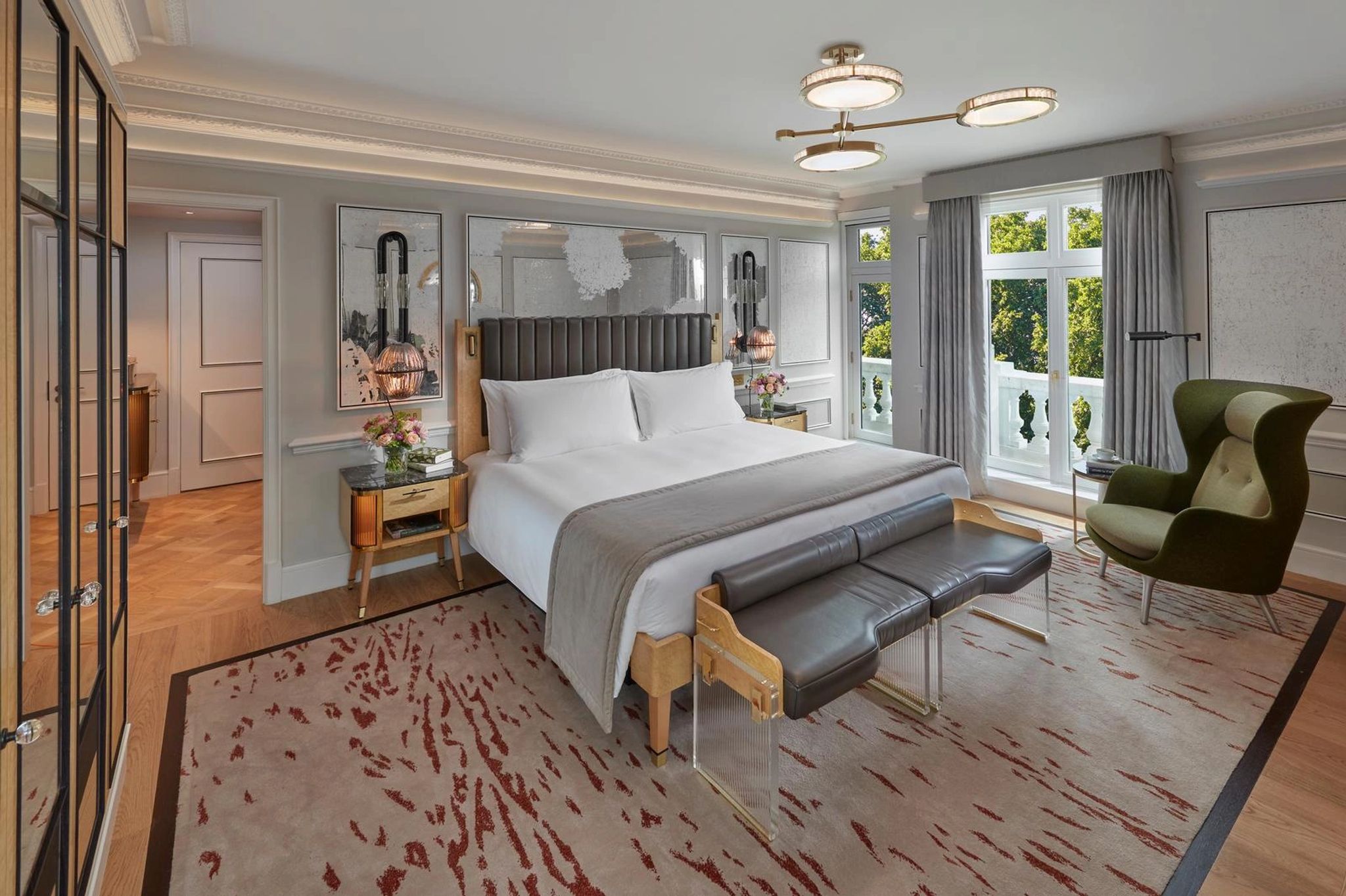 Hyde Park cama king - quarto bem decorado - lustre onyx luxo