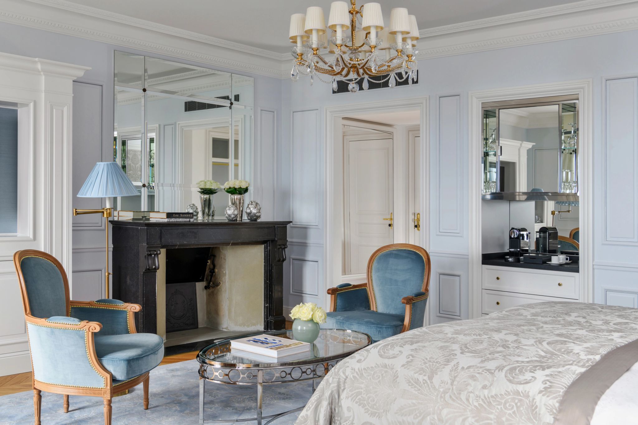 Junior Suite Beau Rivage  suite do beau rivage palace – cama king-size – decoracao chic