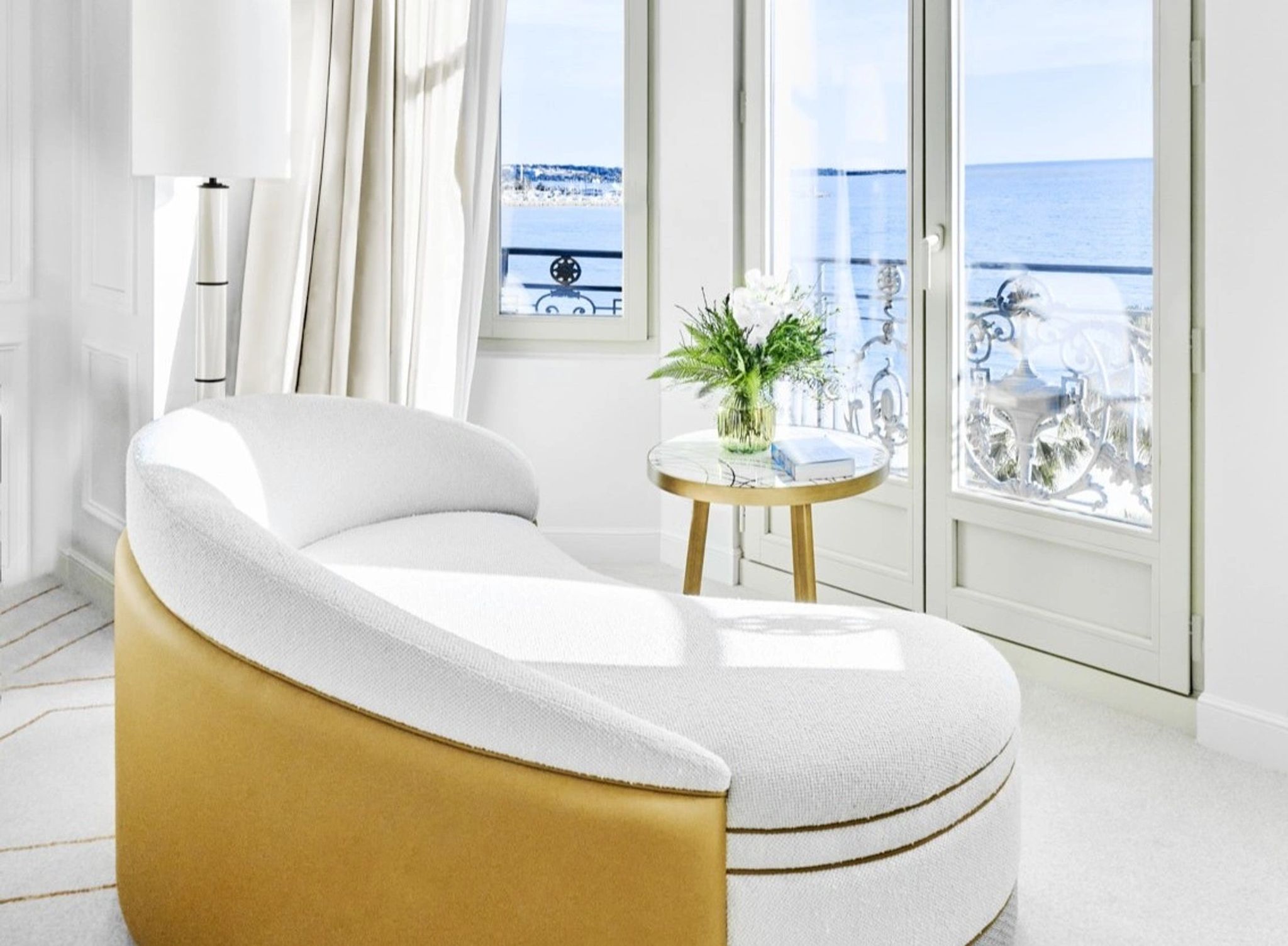 sala de estar - quarto com vista - quarto vista mar