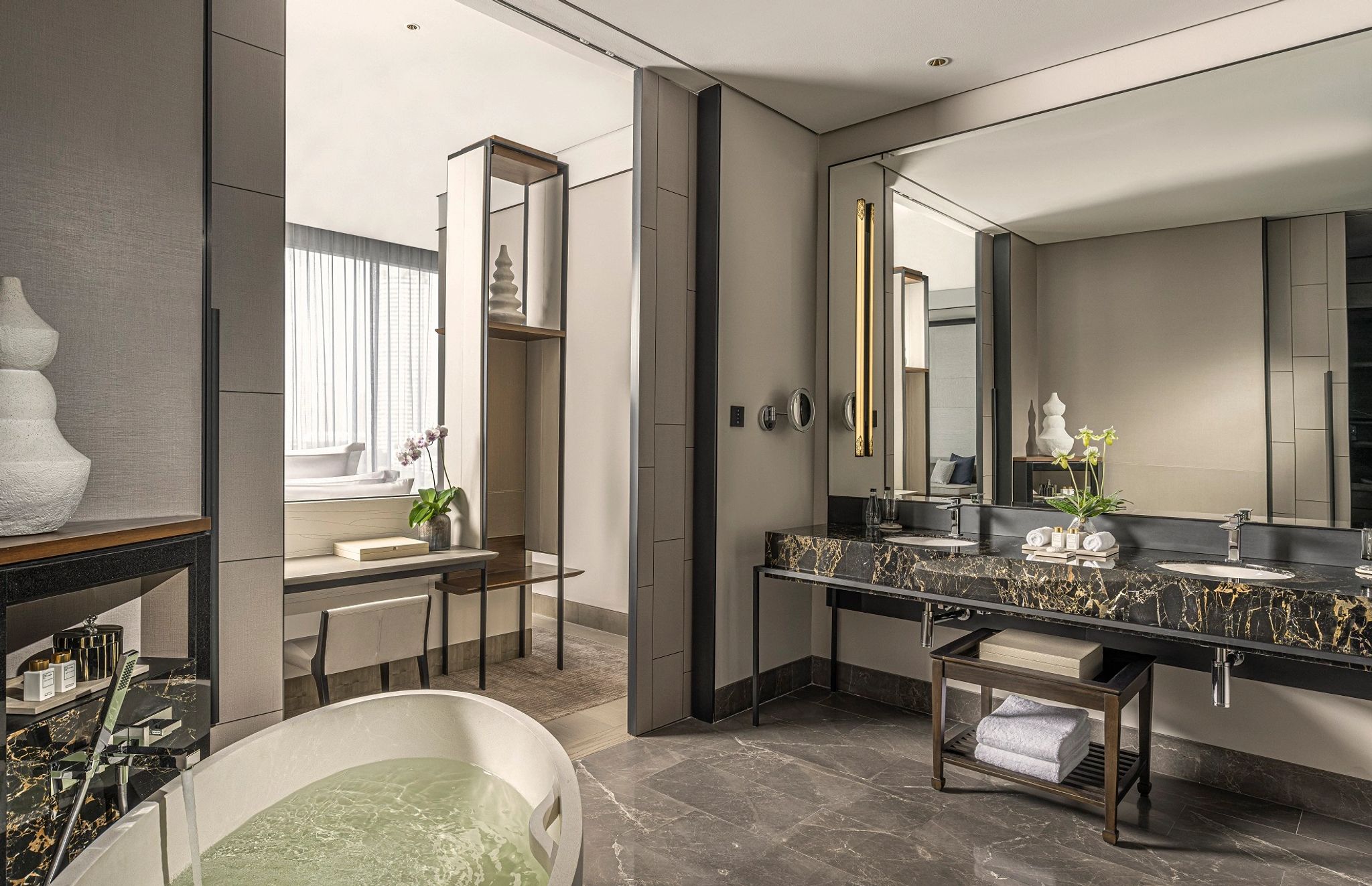 Four Seasons Family studio para familia - banheira de imersao - banho relaxante