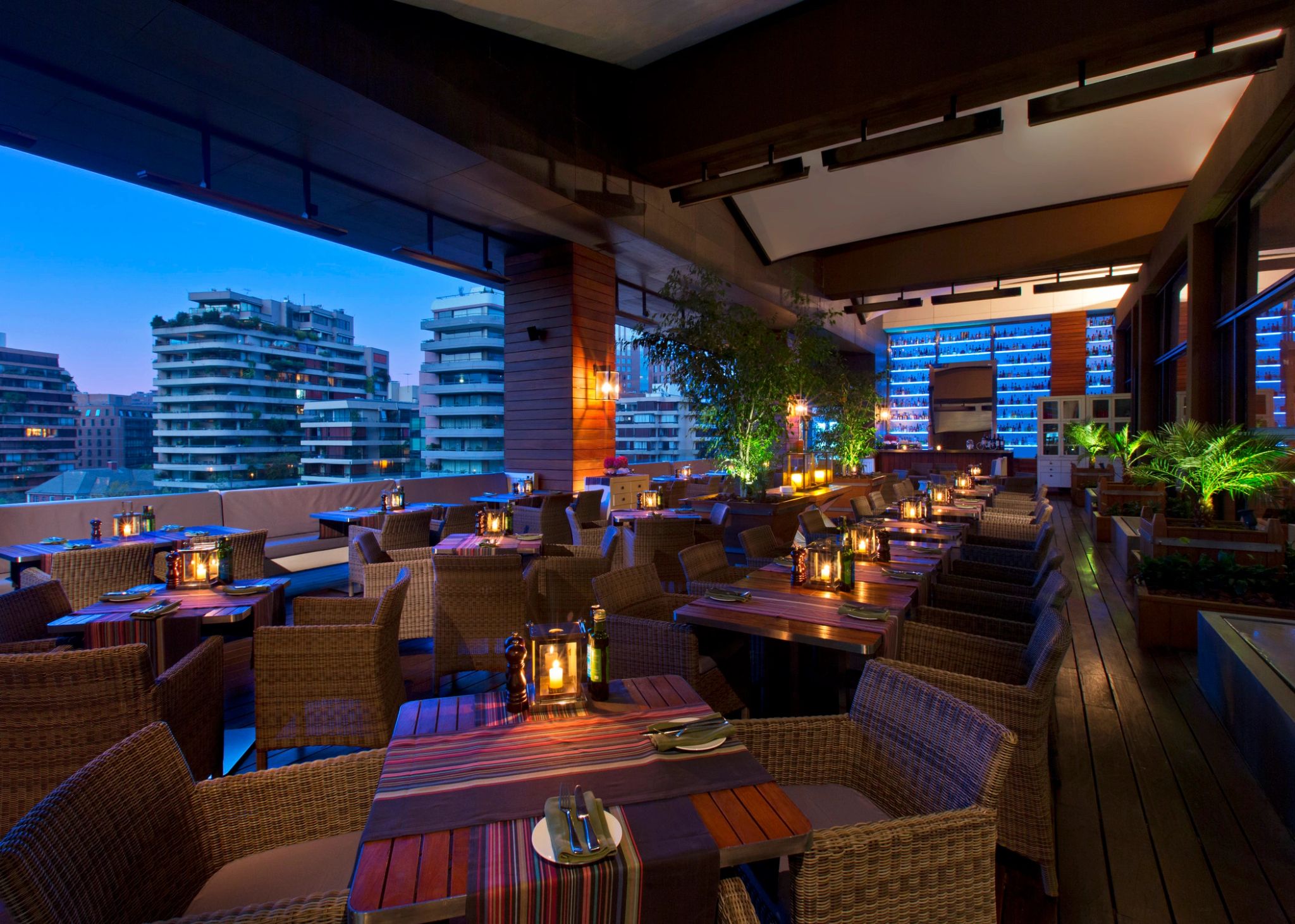 Terraza de NoSo jantar romatico – culinaria francesa – culinaria moderna