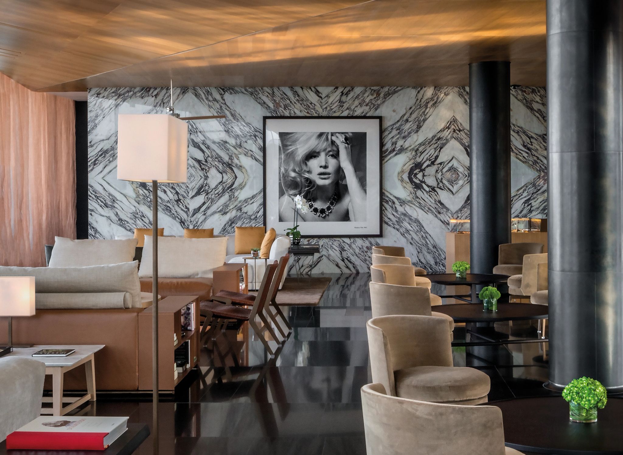 lounge de luxo - obra de arte - recepcao do hotel