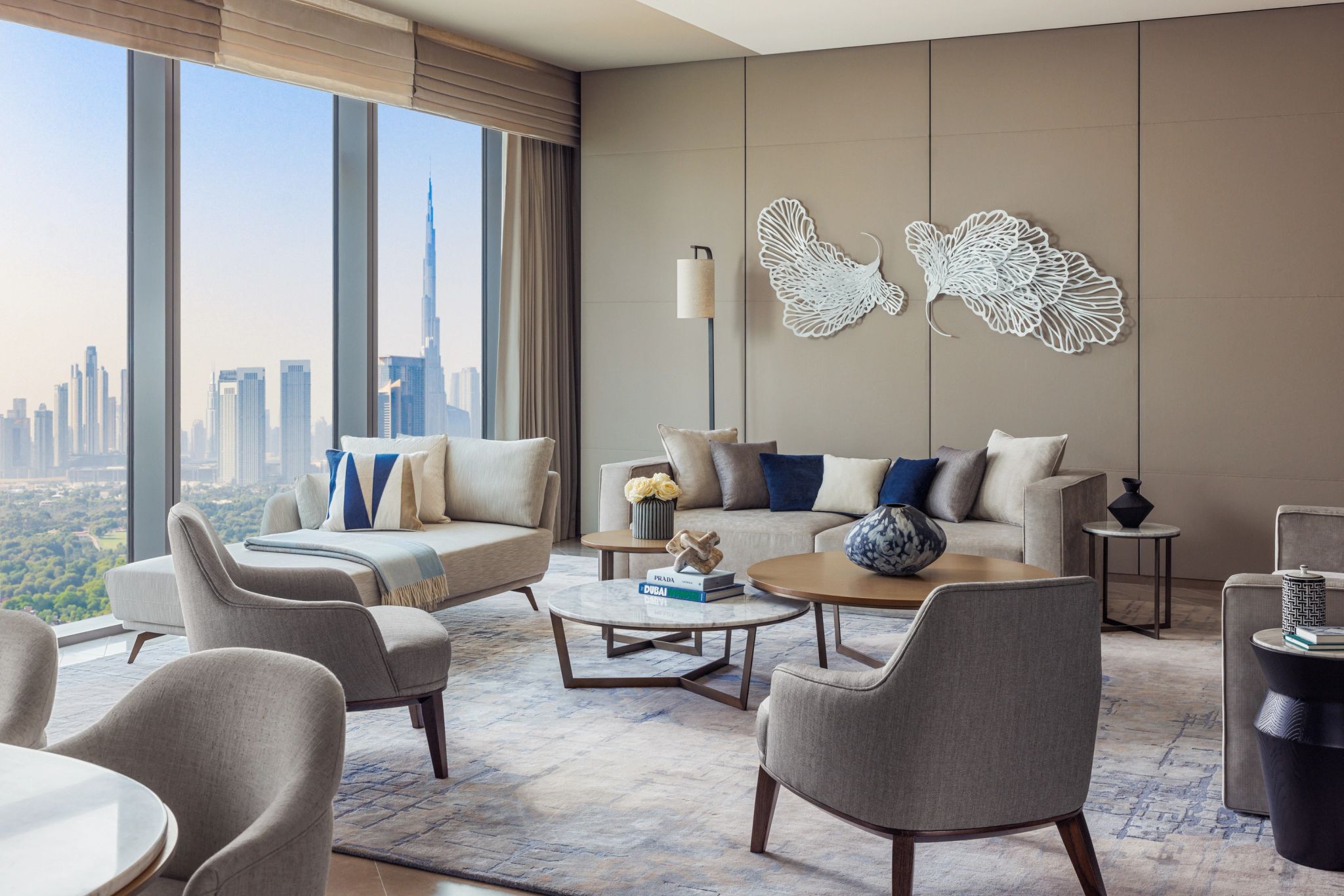 sala de estar – suite vista dubai – design moderno 