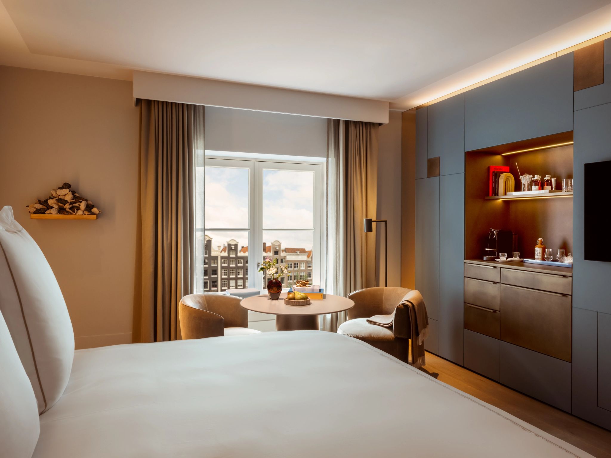 Canal View Grand Premier quarto com vista - quarto de hotel - quarto casal - cama king