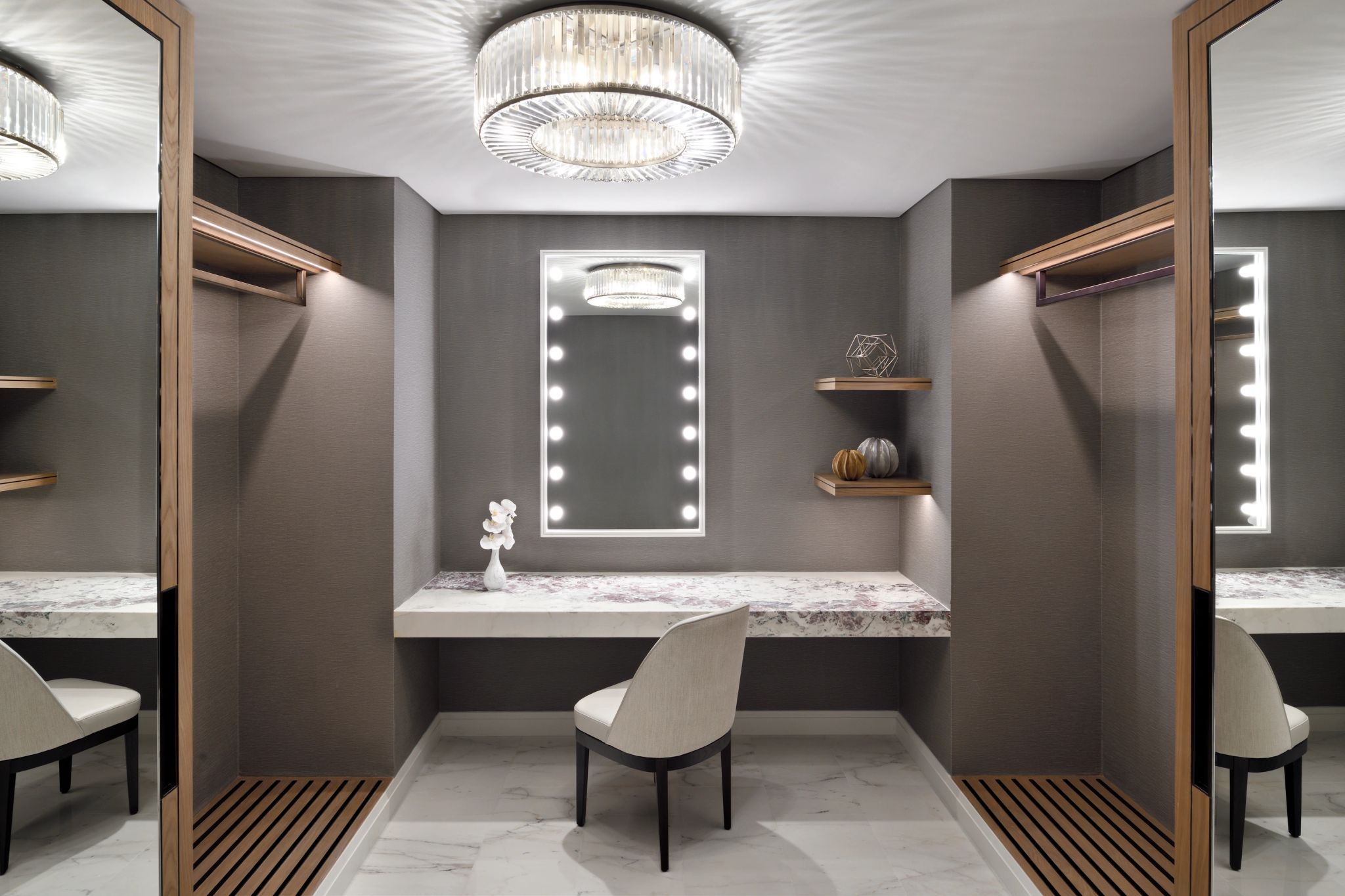 Junior Suite closet grande - quarto closet - penteadeira grande