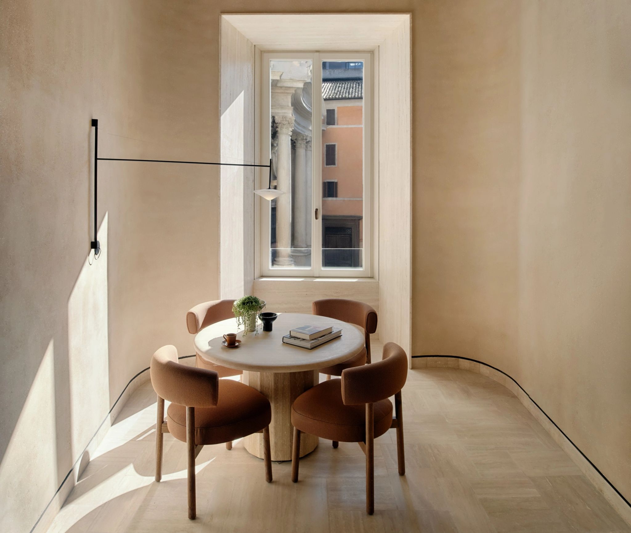 Corner Suite suite de luxo - mesa de jantar - vista roma