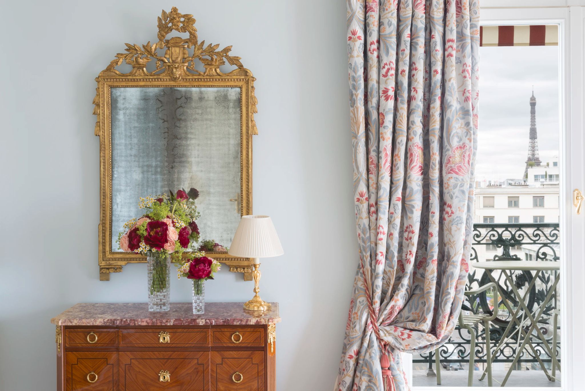 Suite Paris  decoraçao requintada - paris suite le bristol