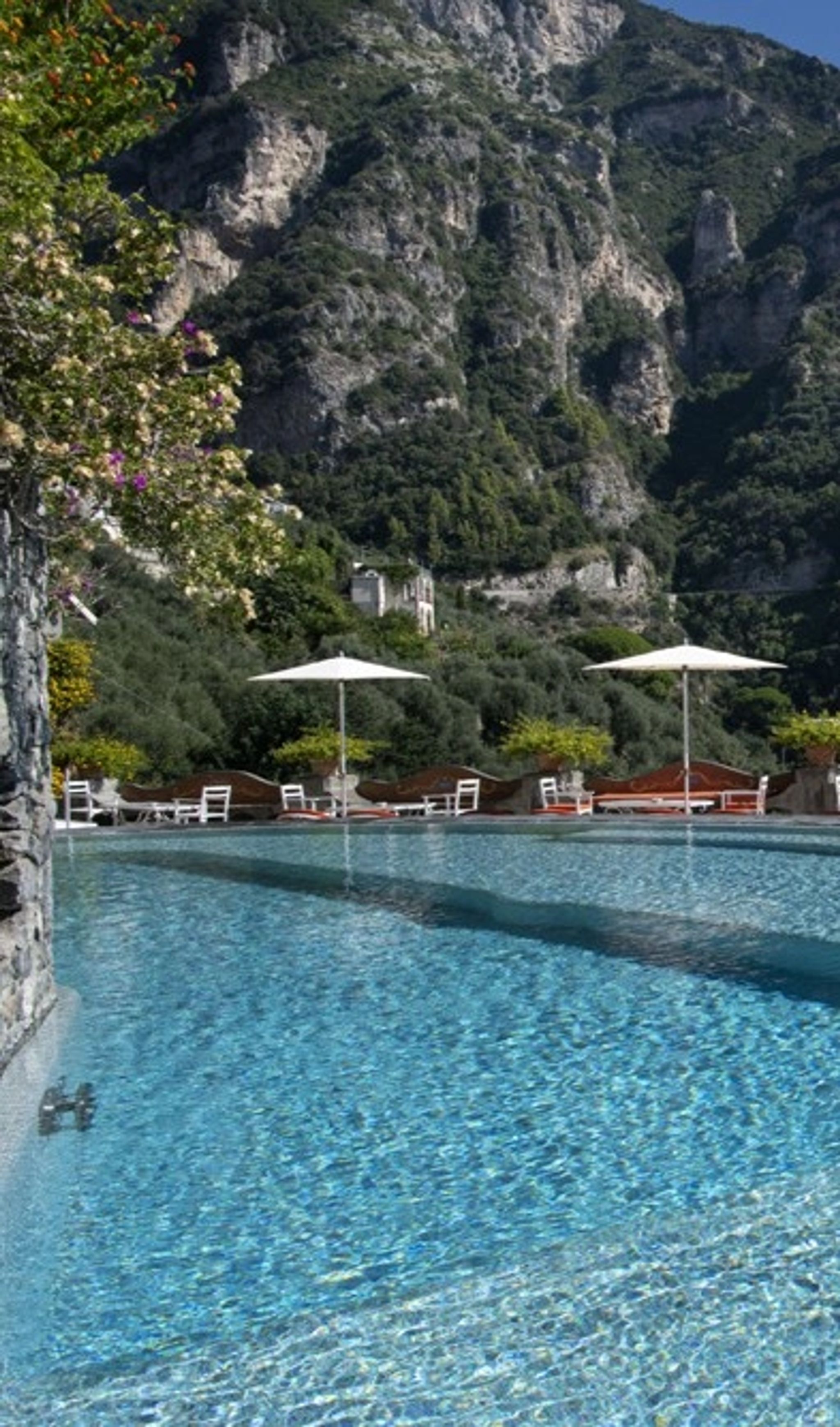 piscina externa - piscina ao ar livre - hotel com piscina