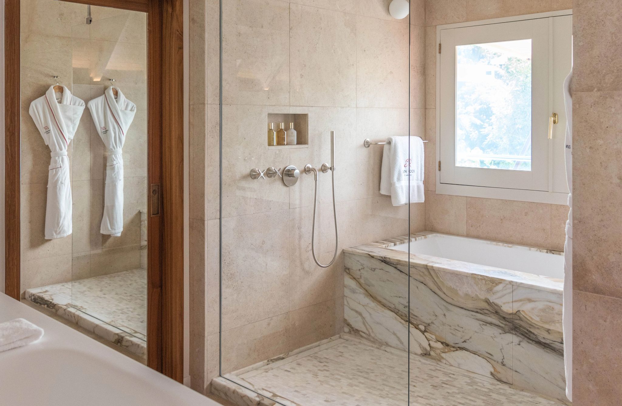 Heavenly Beach House - Jeanne Le Menn banheiro de luxo - banheira - banho premium