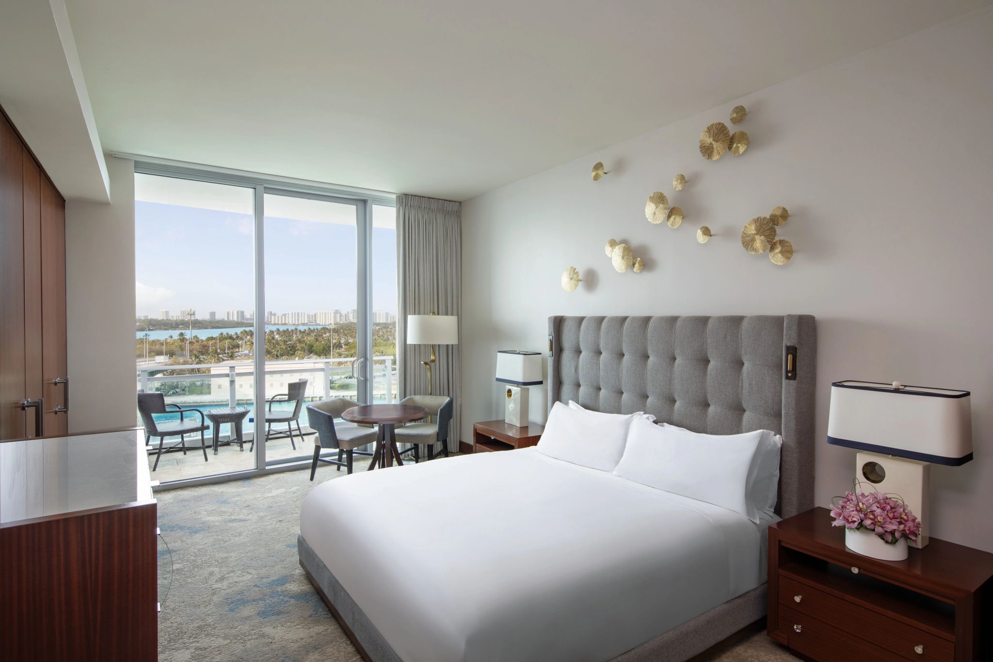 Two Bedroom Suite Coastline View King suite com dois quartos - suite ampla - suite espaçosa