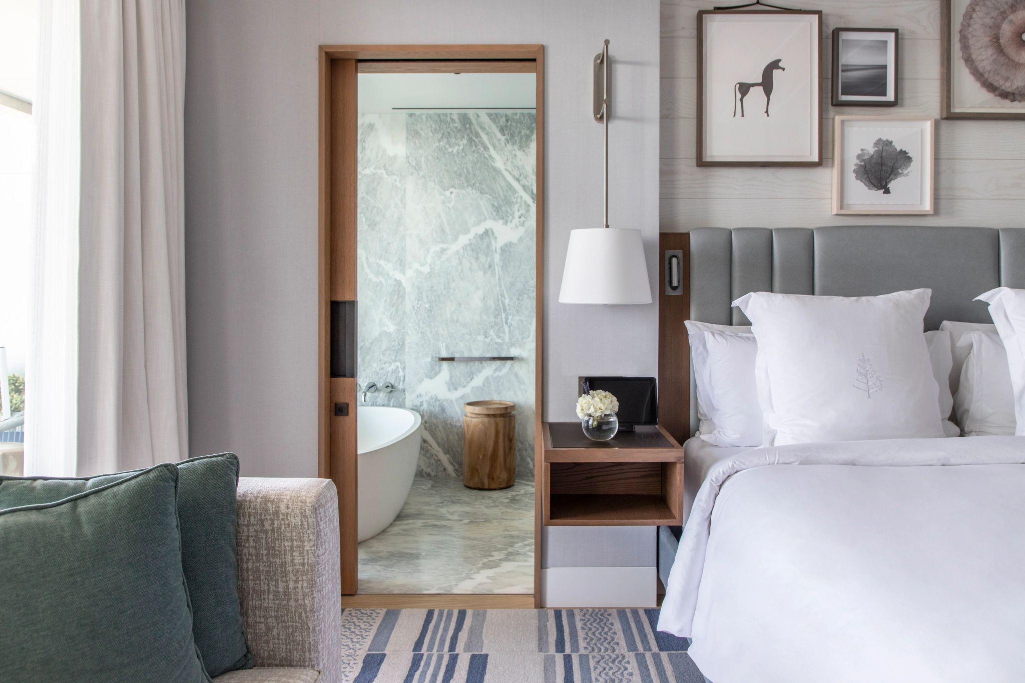 Arion Sea View quarto com banheira - bem estar - quarto moderno