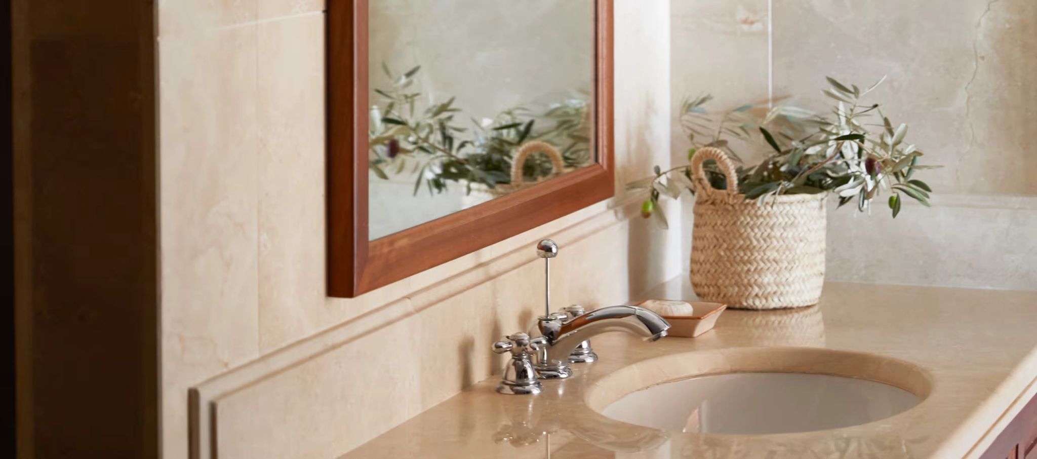 suite premium - banheiro rustico - quarto grande 