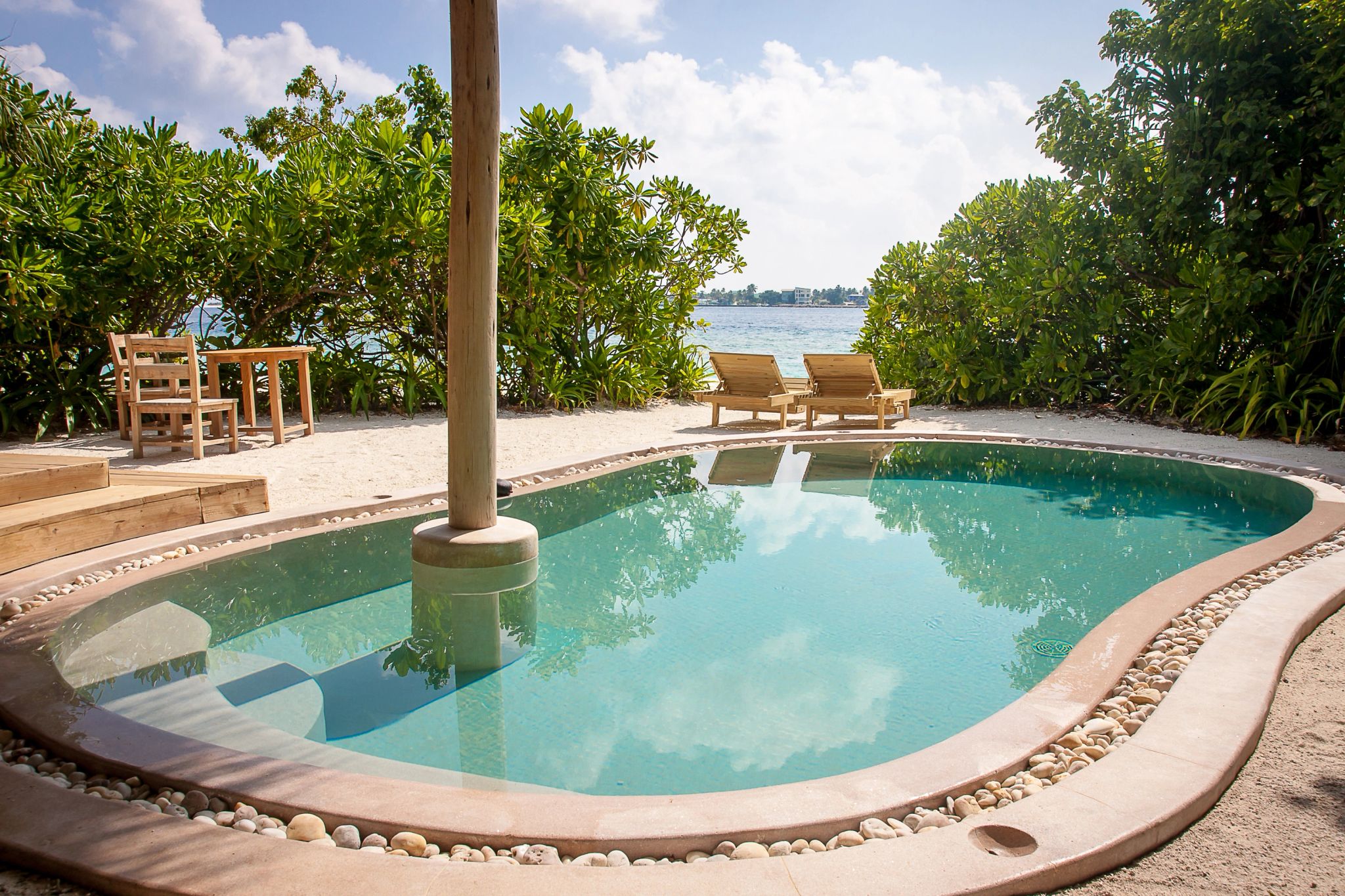 Soneva Fushi Family Suite Pool piscina privativa maldivas - acomodacao luxo resort - piscina de luxo