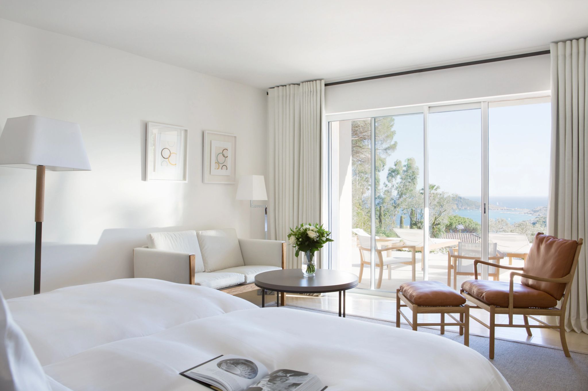 Villa 2 quarto moderno - vista mar - quarto com varanda