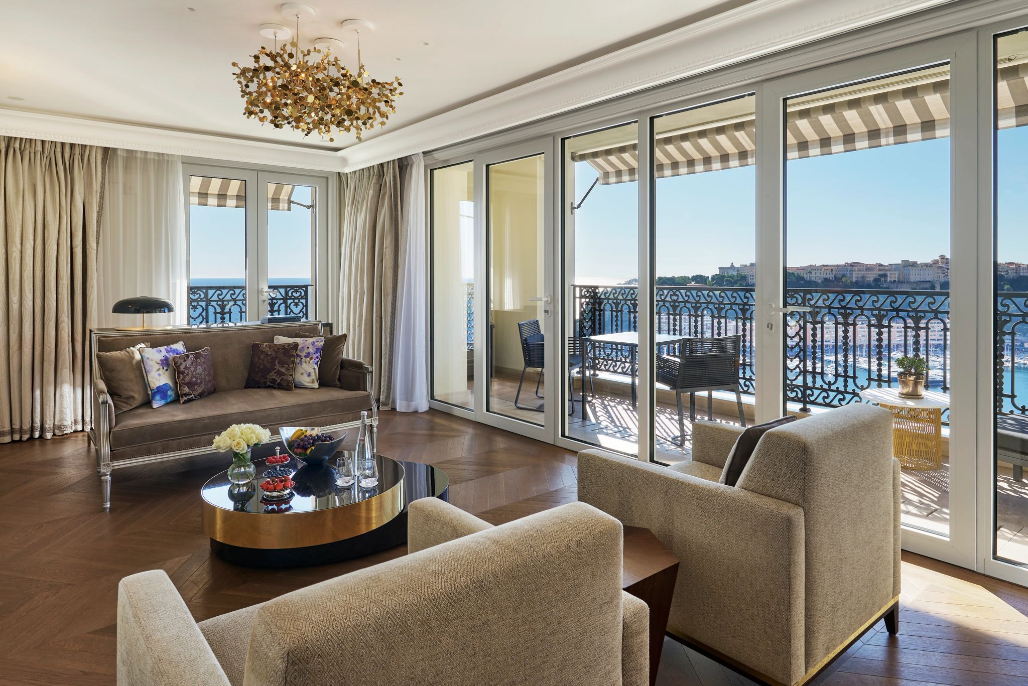 Corner Suite sala de estar - suite com vista