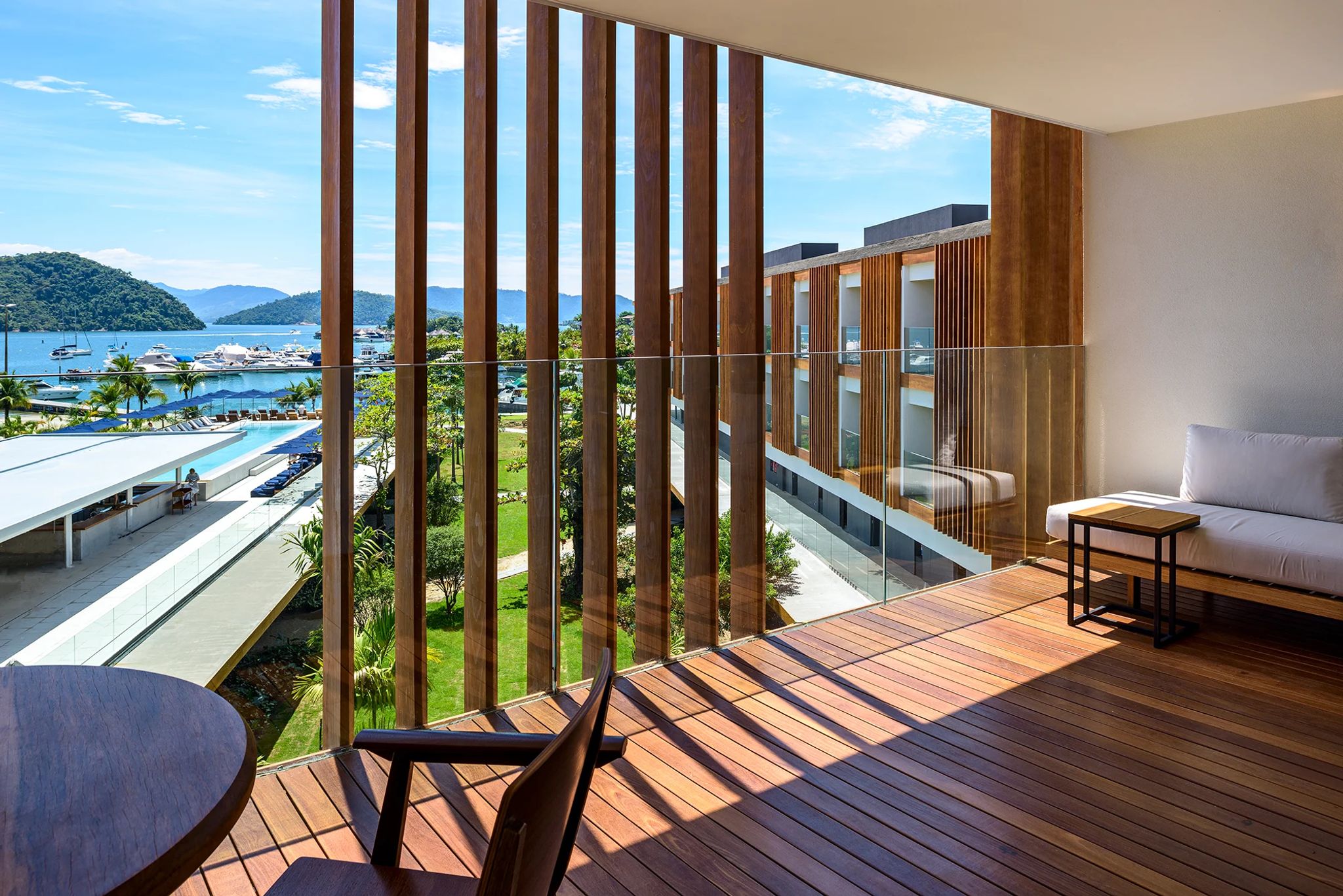 varanda da suite - hotel fasano angra
