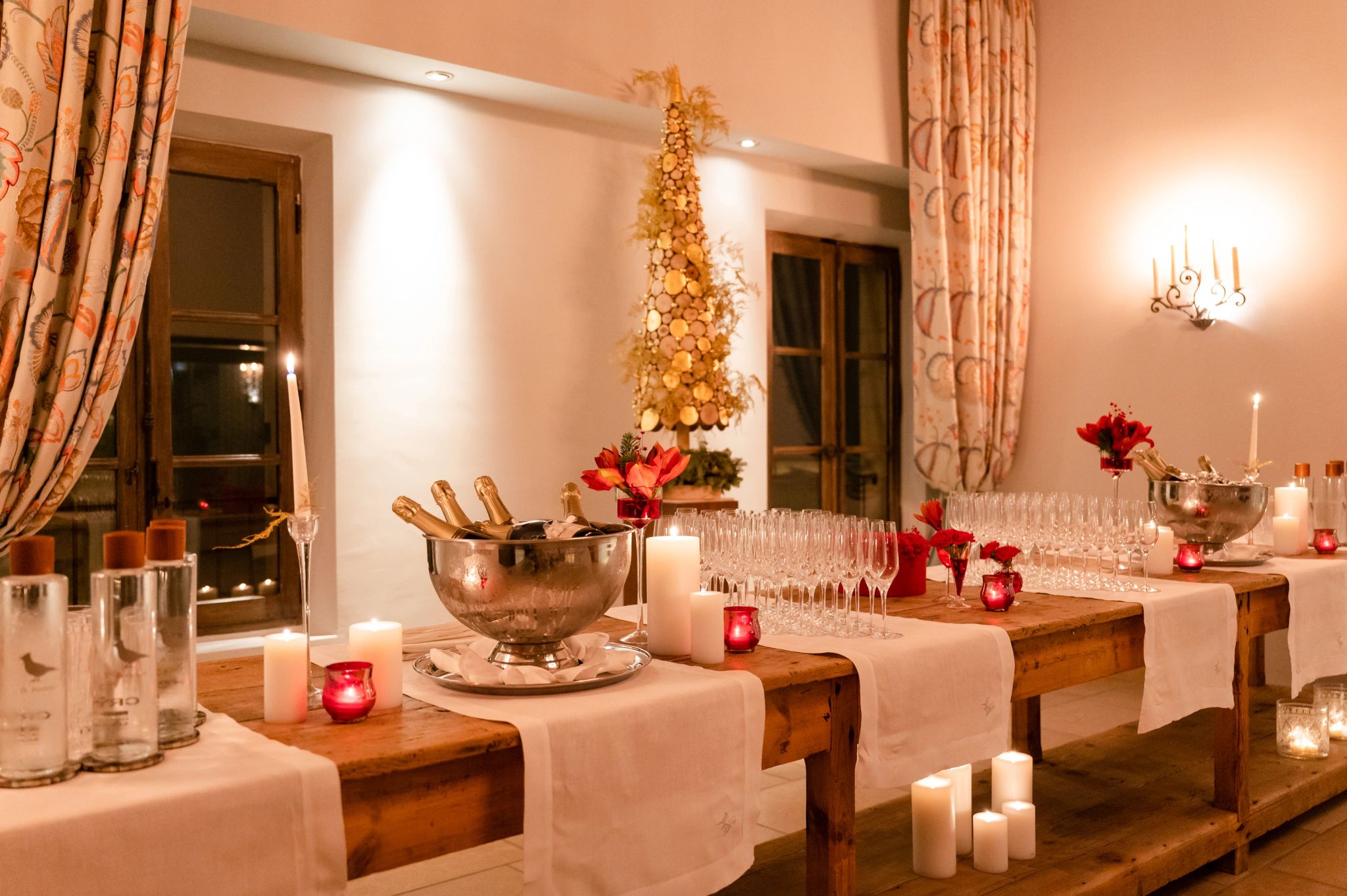 Espaço de eventos no Coquillade Provence evento de luxo - mesa decorativa - decoraçao classica - espaço para eventos