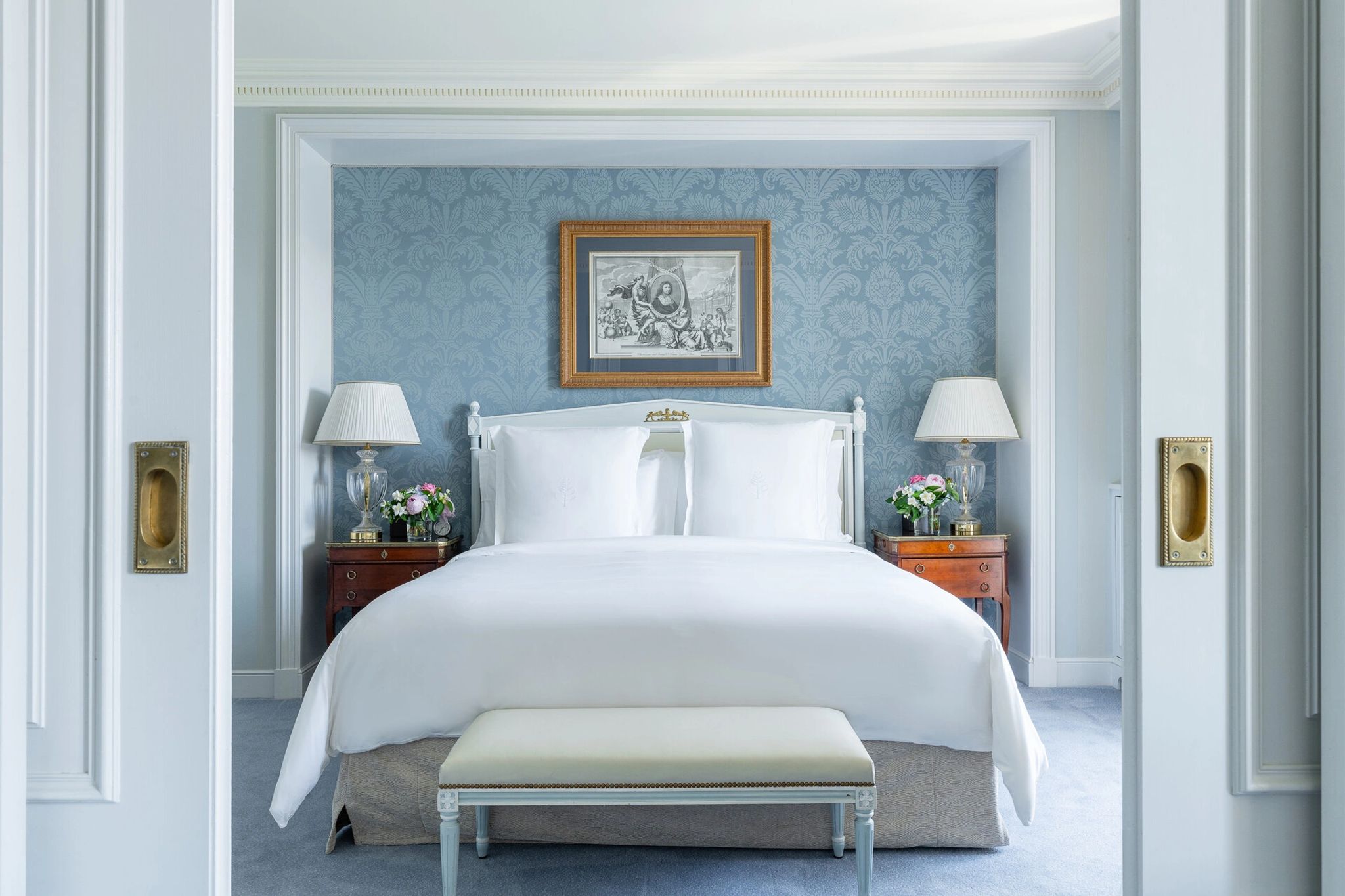 Four Seasons Executive Suite cama king - suite casal - suite king - decoraçao classica - suite de luxo