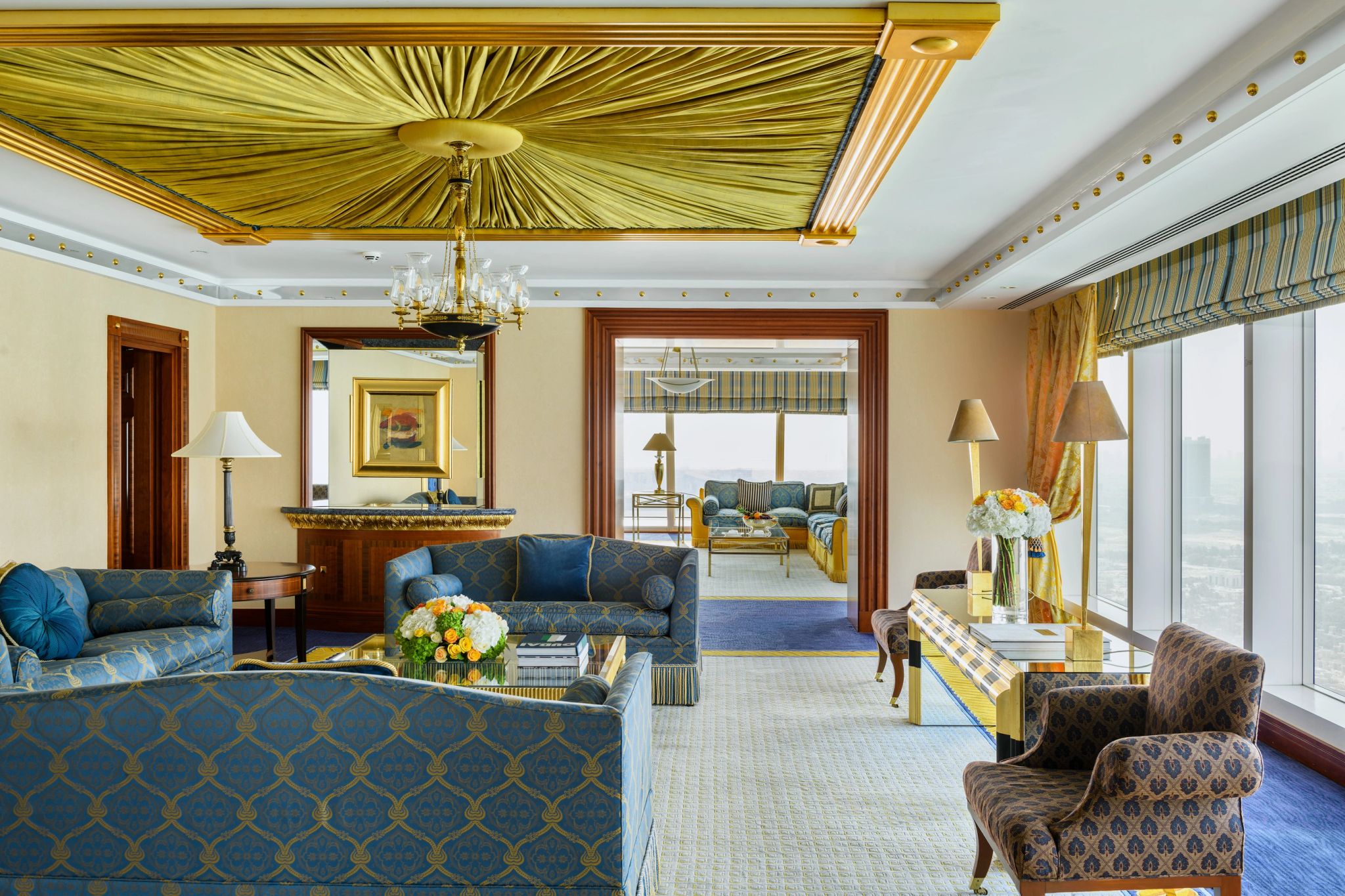 suite alto padrao - sala de estar - sala chique - suite com sala