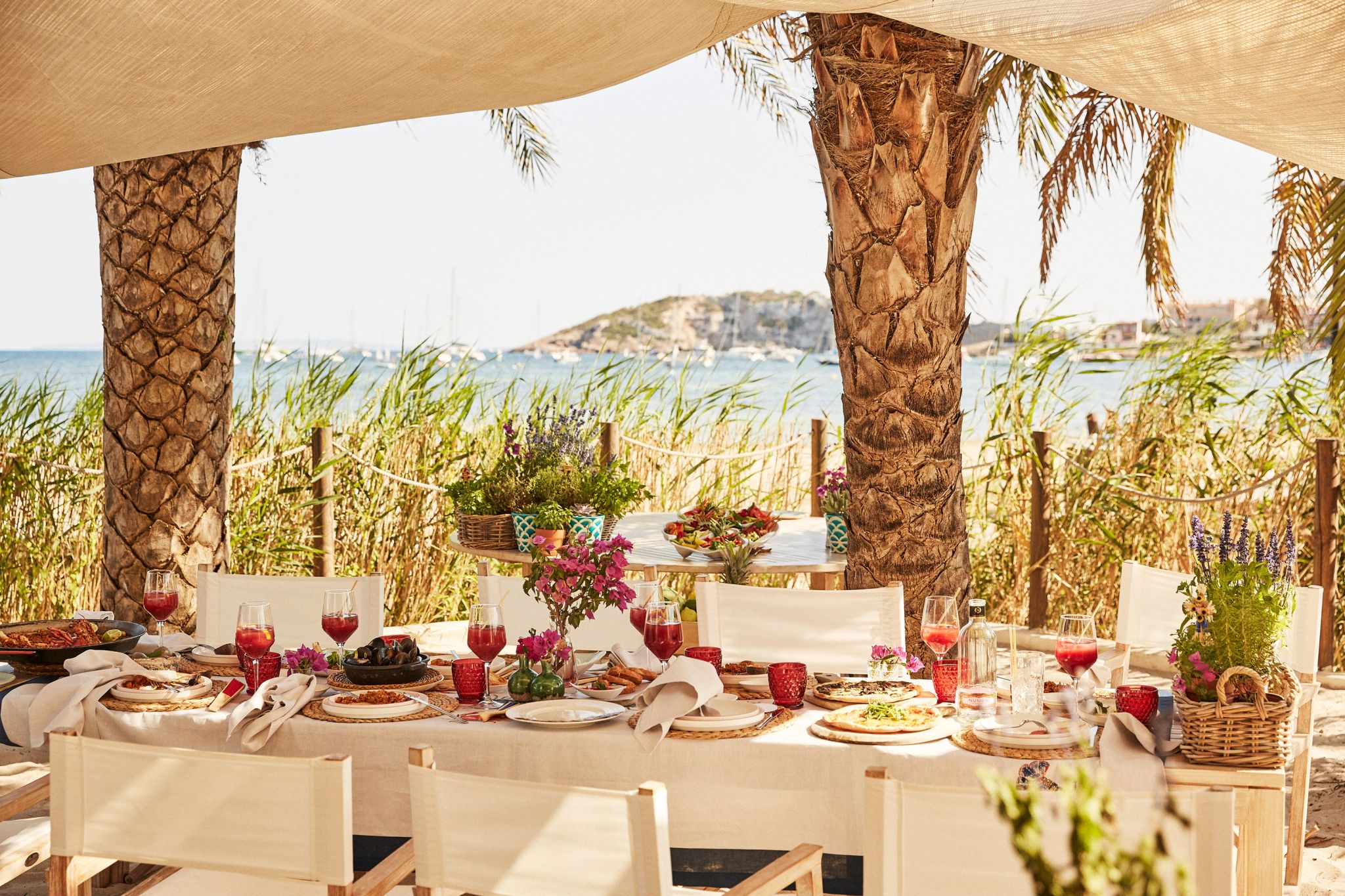 refeiçao ao ar livre - restaurante beira mar - restaurante pe na areia