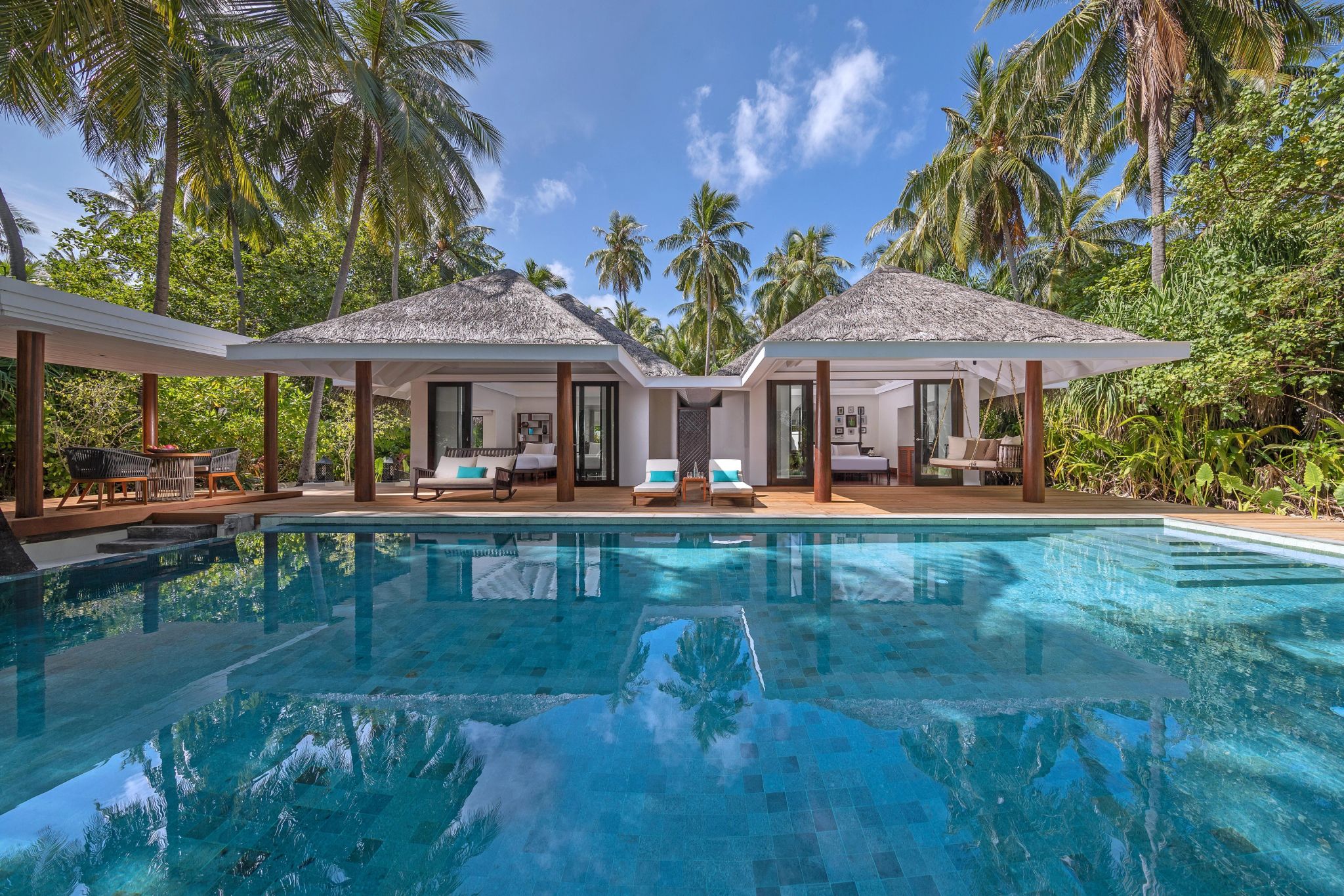 piscina externa - piscina ao ar livre - vila para familia