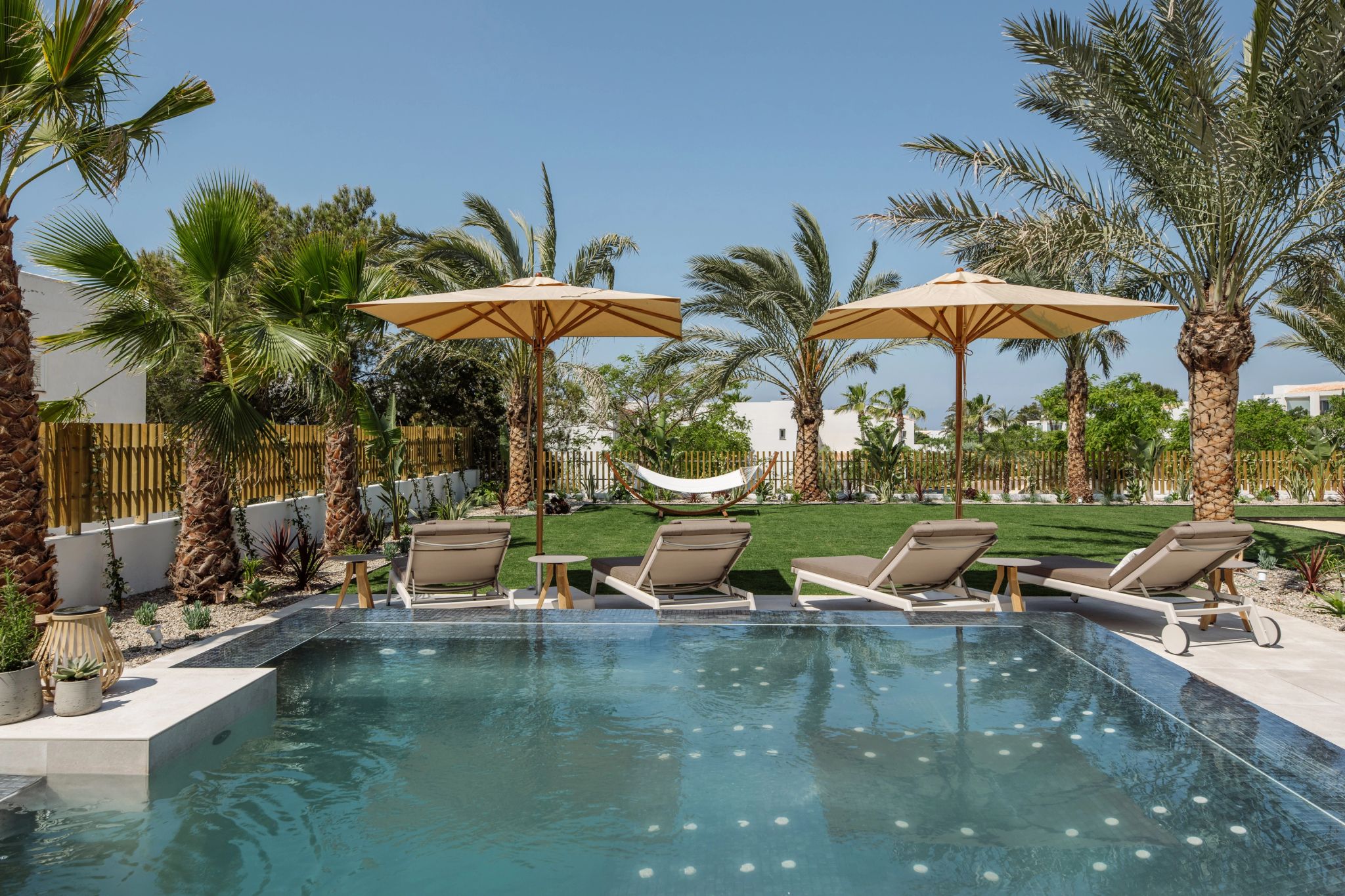 Grand Villa piscina - vila de luxo - jardim - jacuzzi