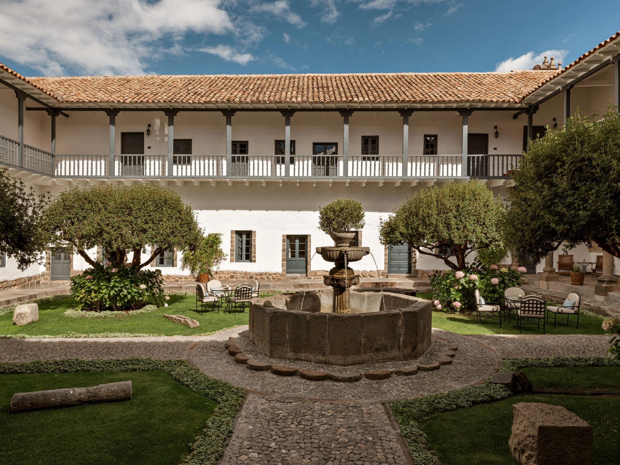 Pátio Central e Jardins area externa – fonte de luxo - jardim