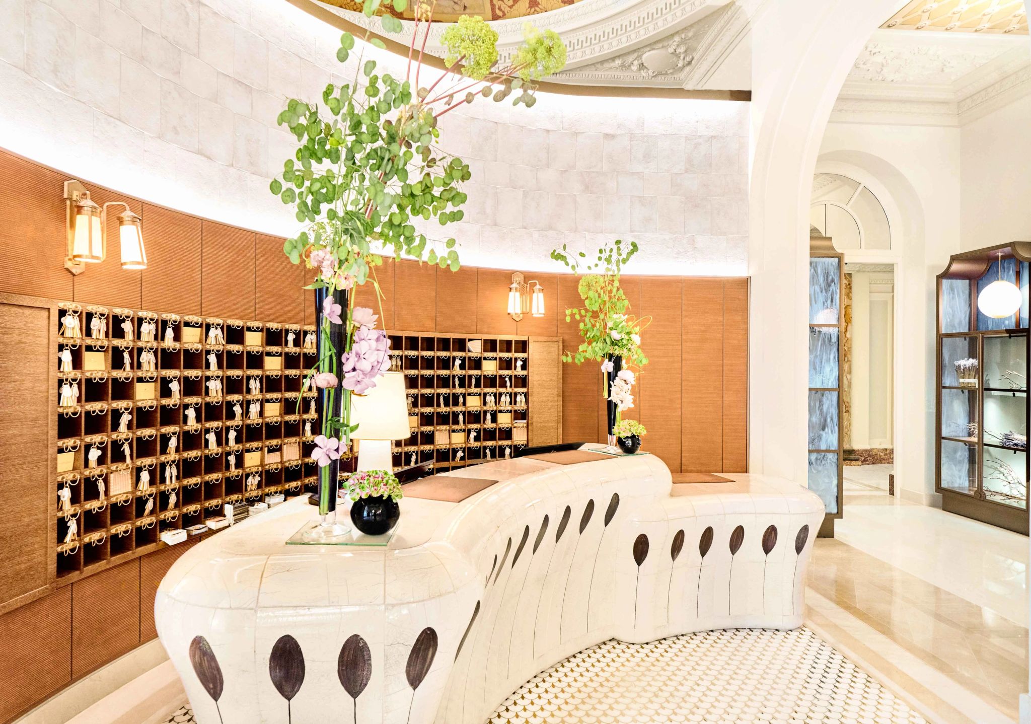 Recepção do hotel serviço de concierge - recepçao do hotel - entrada do hotel