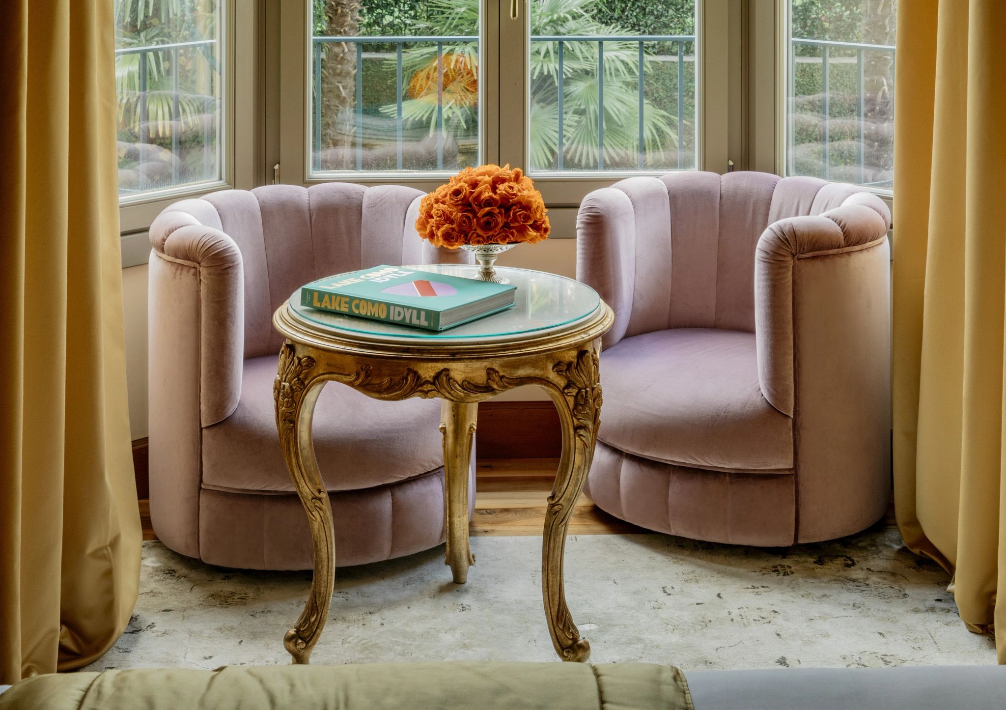 Park View Prestige poltronas vintage – decoracao classica – quarto premium