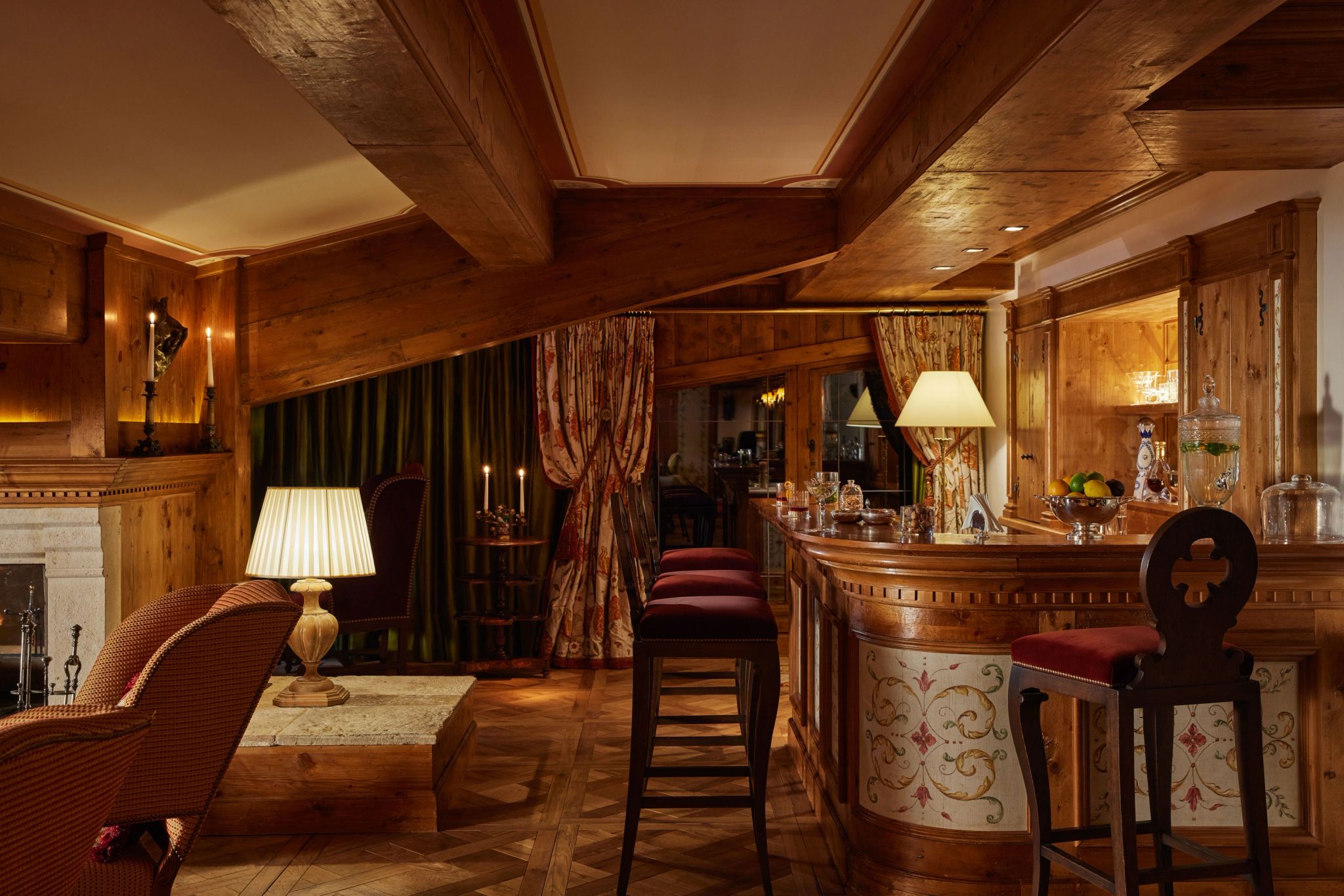 bar privativo – suite com bar - decoraçao classica