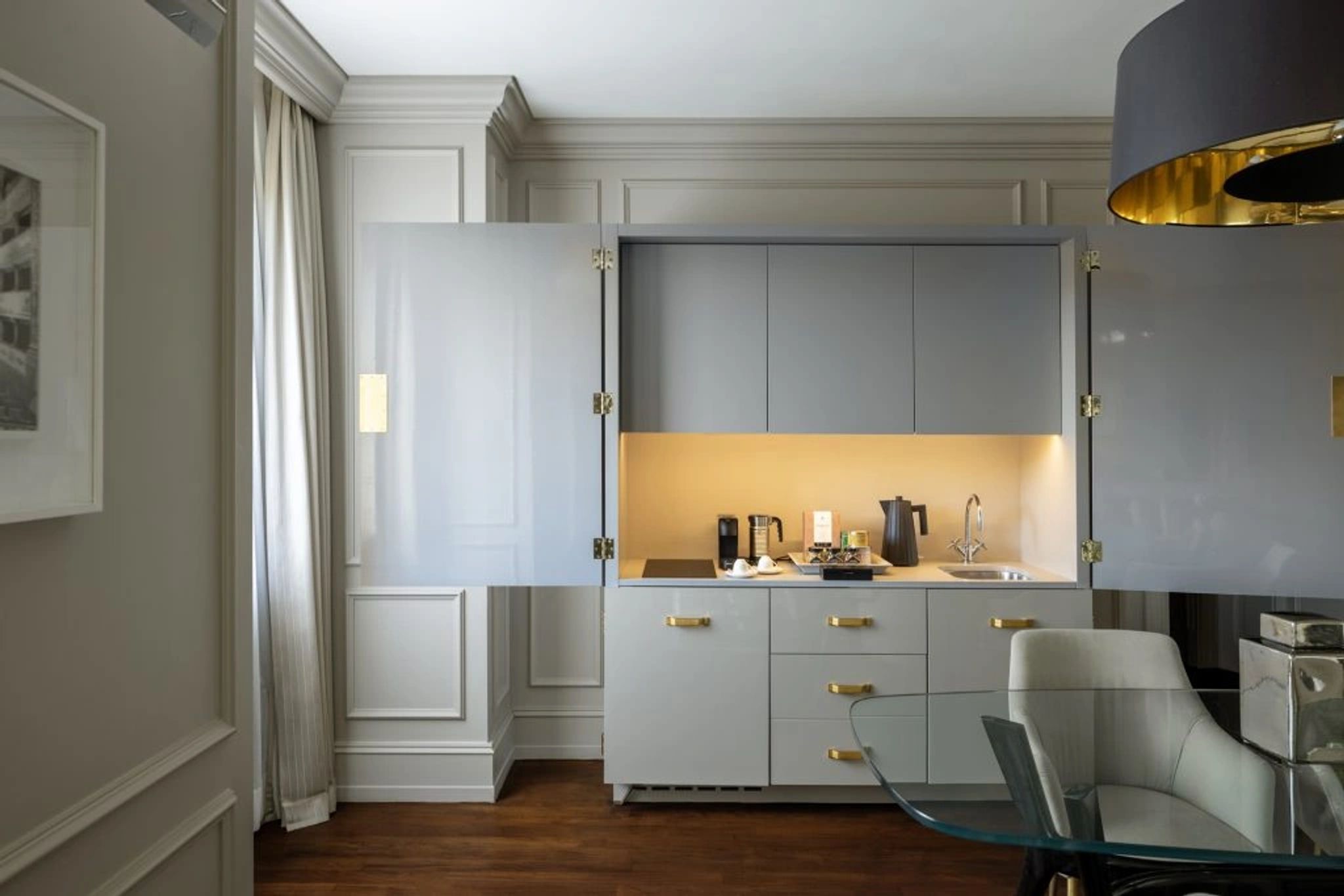 Portrait Suite River View suite luxo firenze - quarto estilo retro - decoracao luxo